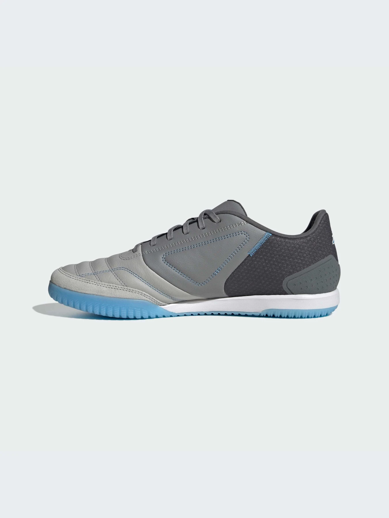 Кроссовки Adidas модель IE7551-KZ Кроссовки Adidas модель IE7551-KZ Фото