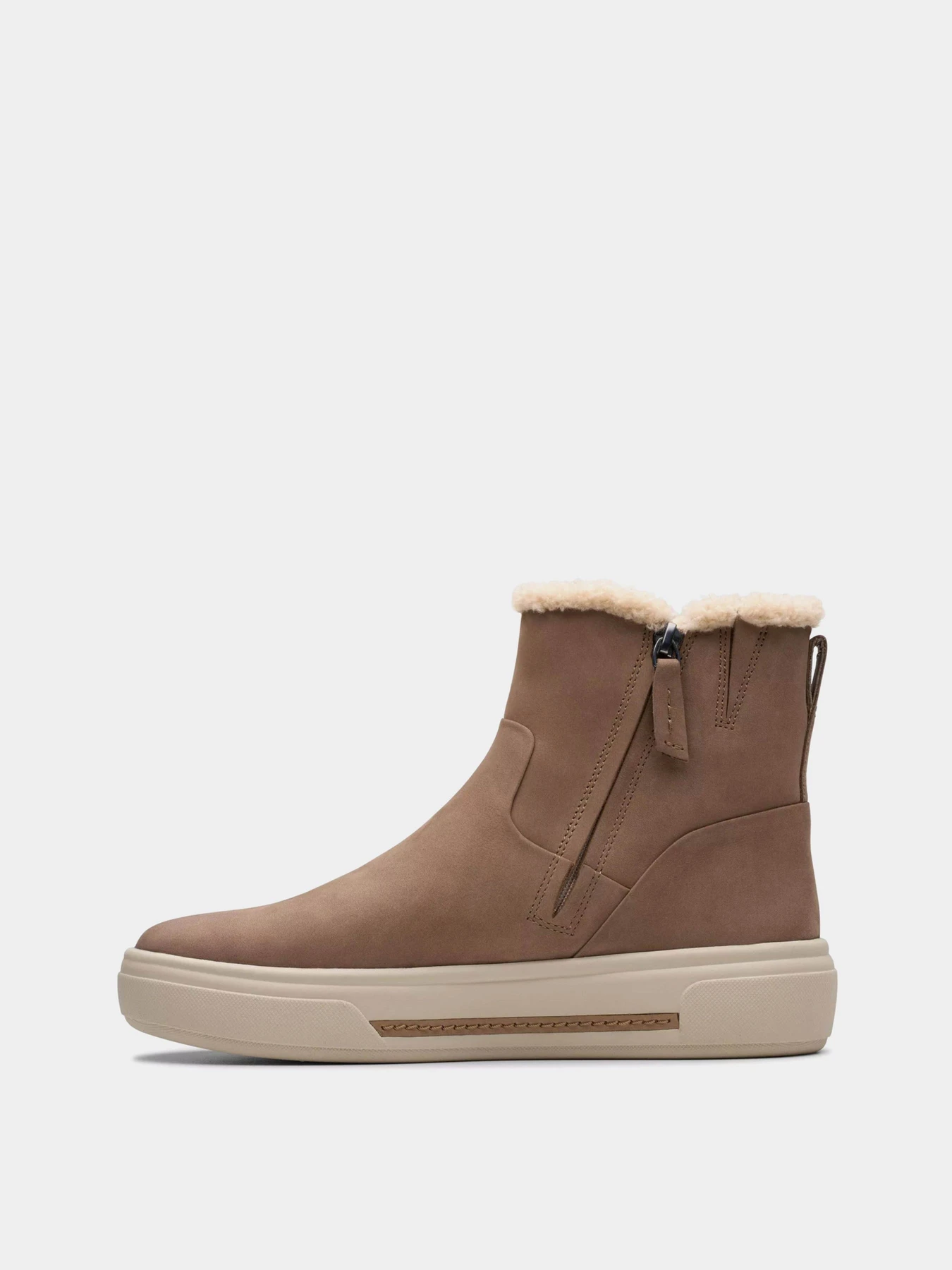 Ботинки и сапоги Clarks модель 26178840 Ботинки и сапоги Clarks модель 26178840 Фото