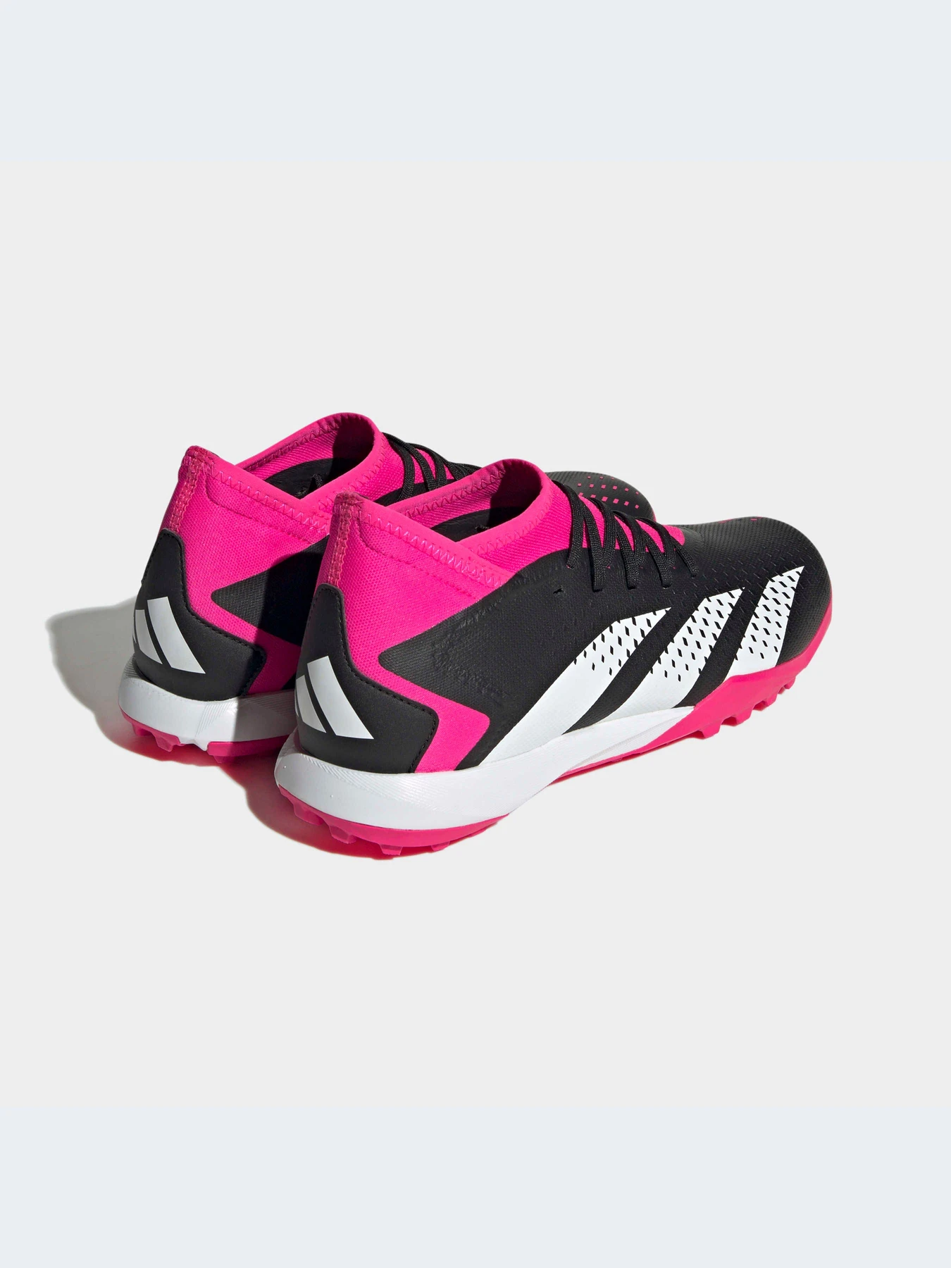 Кроссовки Adidas Predator модель GW4637-KZ Кроссовки Adidas Predator модель GW4637-KZ Фото