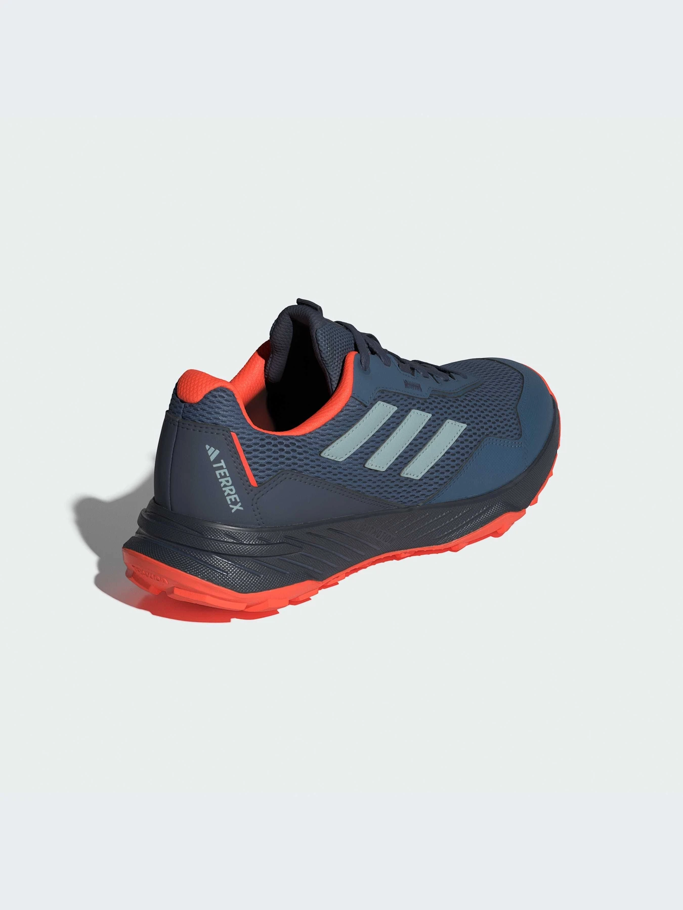 Кроссовки Adidas модель IE5908-KZ Кроссовки Adidas модель IE5908-KZ Фото