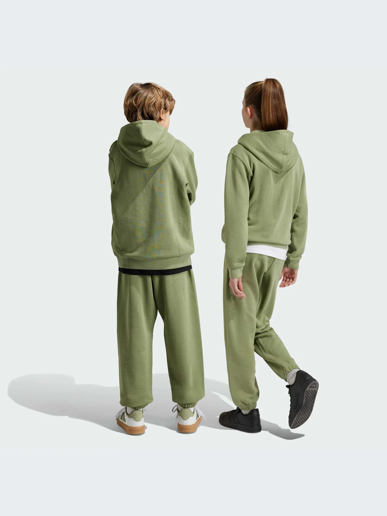 Брюки Adidas модель IX9444-KZ Брюки Adidas модель IX9444-KZ Фото