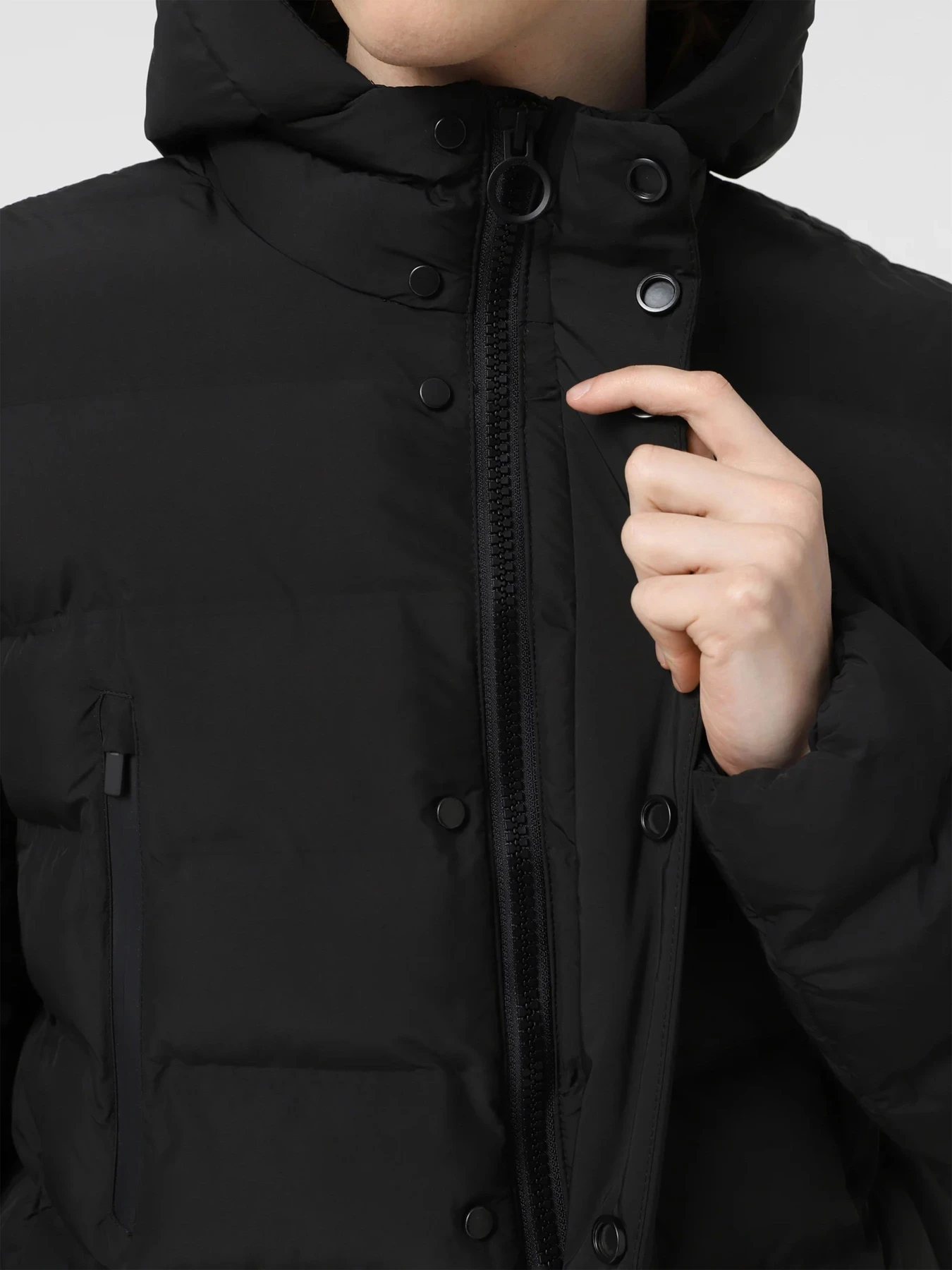 Куртки и дубленки Geox модель M4628L-T3128-F9000 Куртки и дубленки Geox модель M4628L-T3128-F9000 Фото