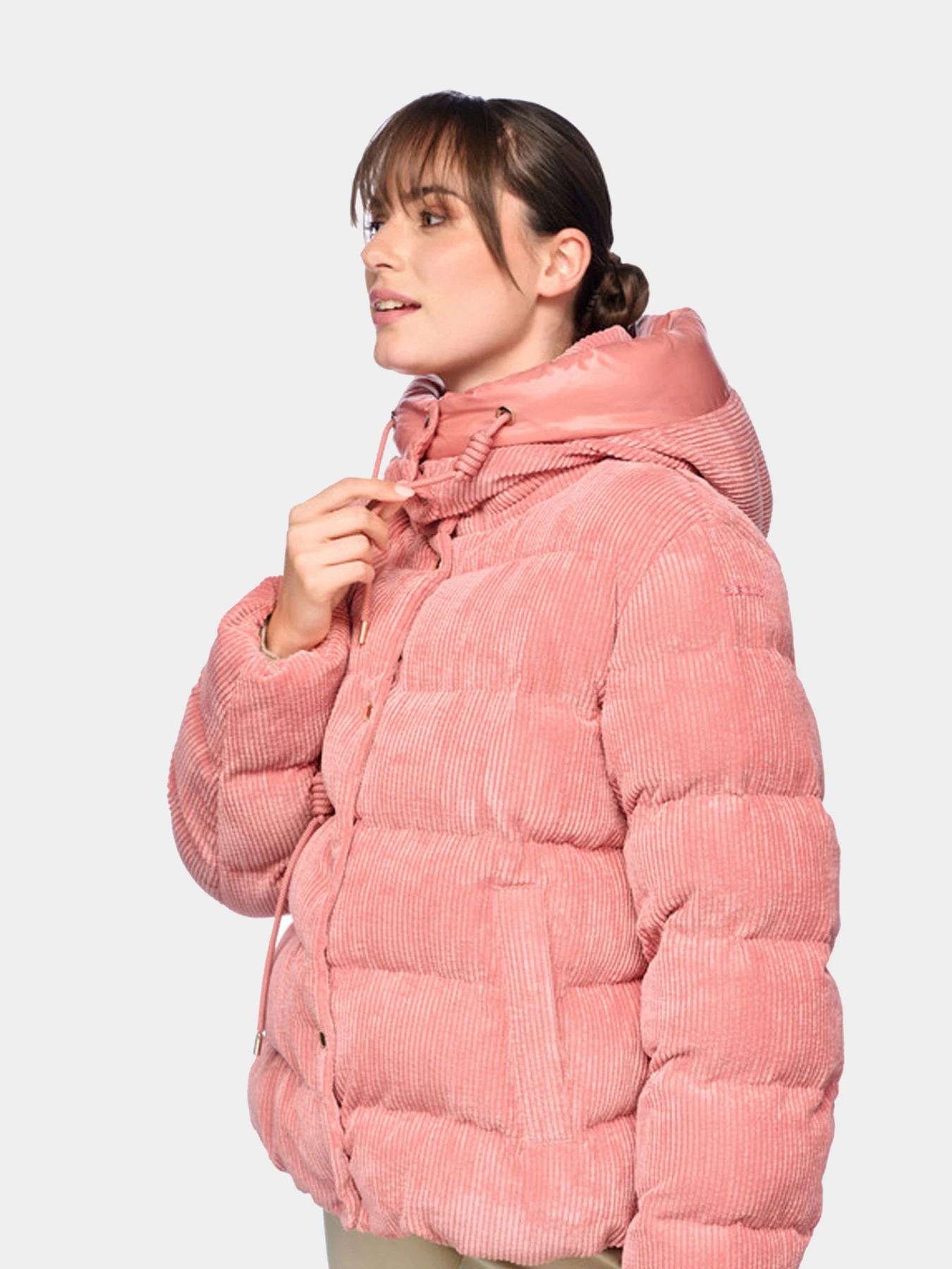 Куртки и дубленки Geox модель W4628D-T3153-F8326 Куртки и дубленки Geox модель W4628D-T3153-F8326 Фото