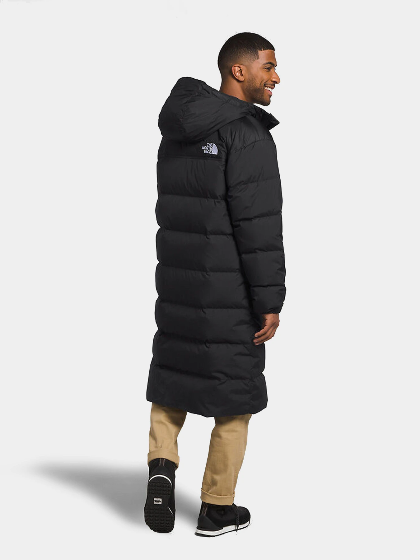 Куртки и дубленки The North Face модель NF0A832J4H01 Фото