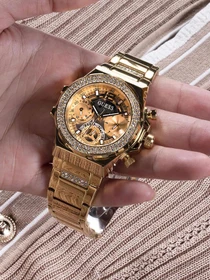 Часы GUESS модель GW0552L2 Фото