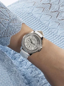 Часы GUESS модель GW0660L1 Фото