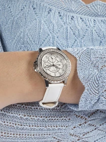 Часы GUESS модель GW0660L1 Фото