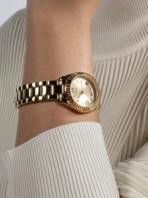 Часы GUESS модель GW0687L2 Фото