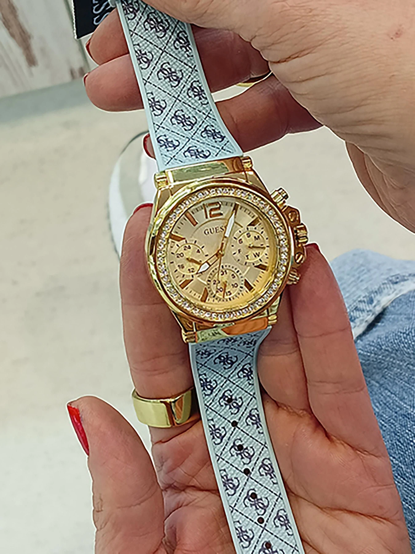Часы GUESS модель GW0699L1 Часы GUESS модель GW0699L1 Фото