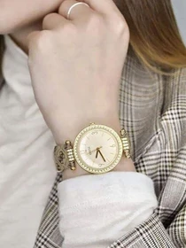 Часы GUESS модель W1230L2 Фото