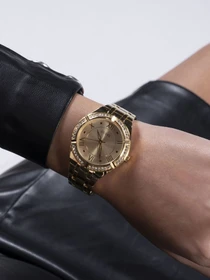 Часы GUESS модель GW0033L2 Фото