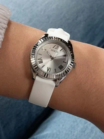 Часы GUESS модель GW0724L1 Фото