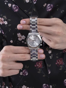 Часы GUESS модель GW0314L1 Фото