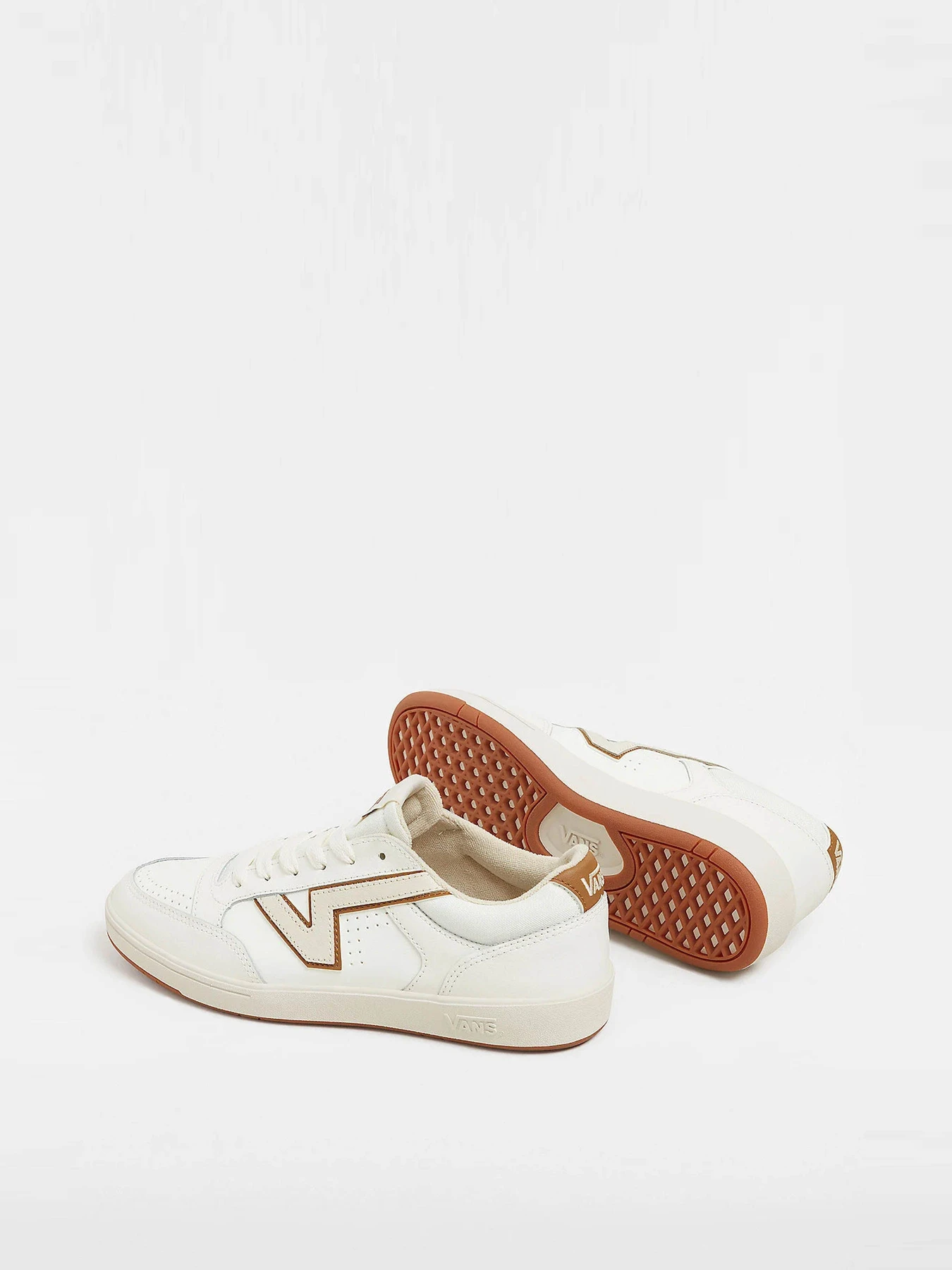 Кроссовки Vans модель VN000BWB0VW1 Фото