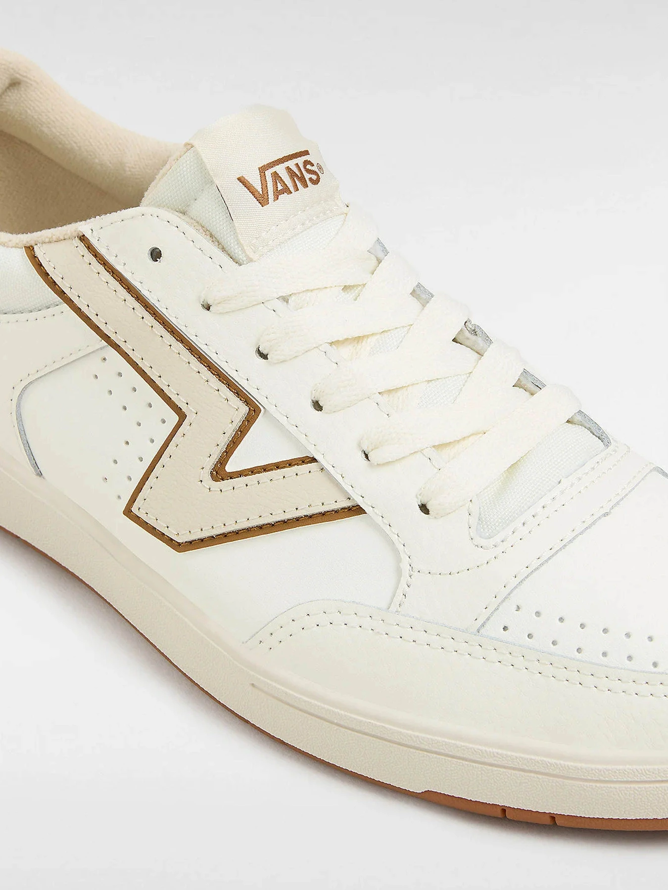 Кроссовки Vans модель VN000BWB0VW1 Фото