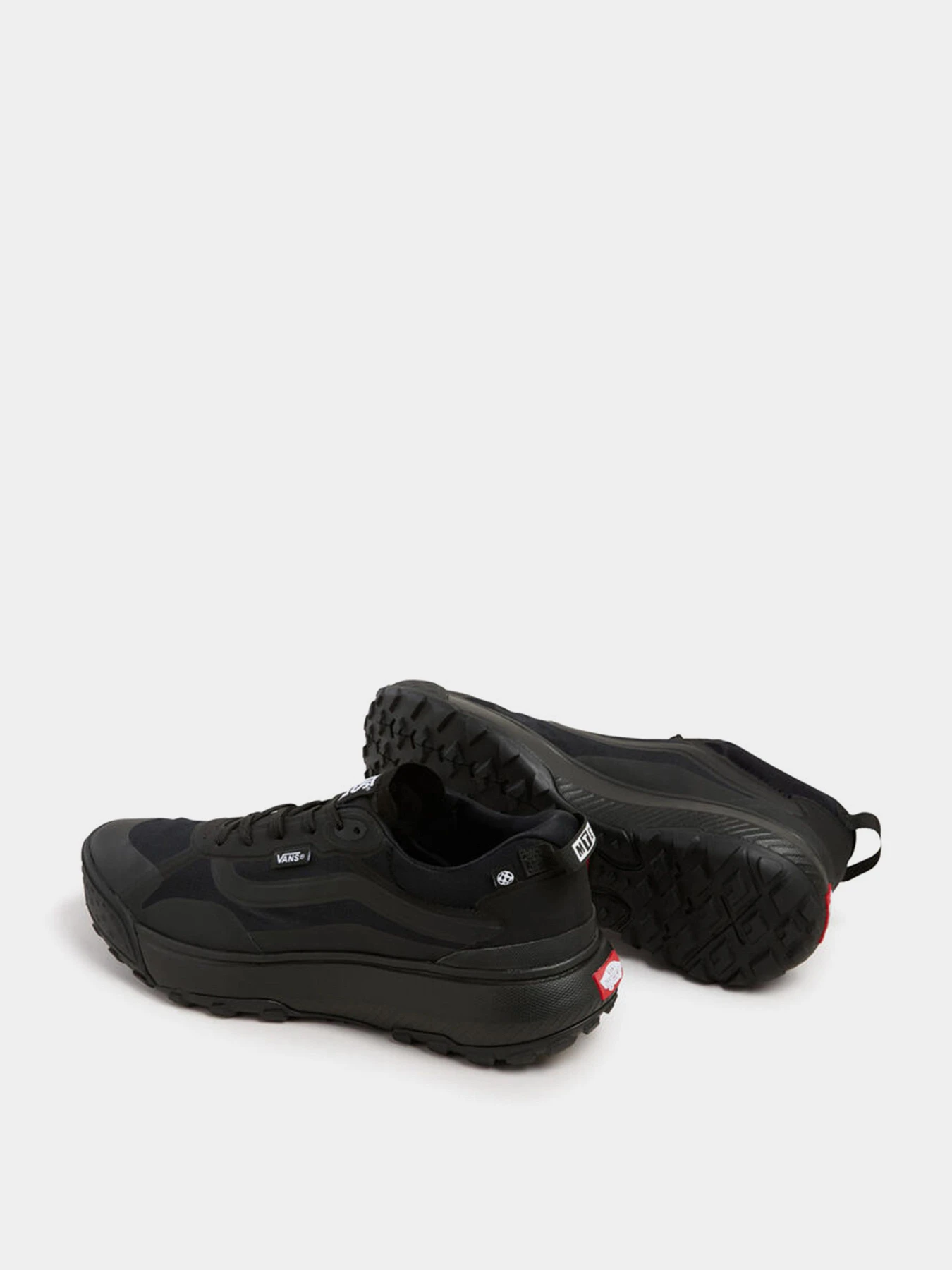 Кроссовки Vans модель VN000CVUBKA1 Кроссовки Vans модель VN000CVUBKA1 Фото