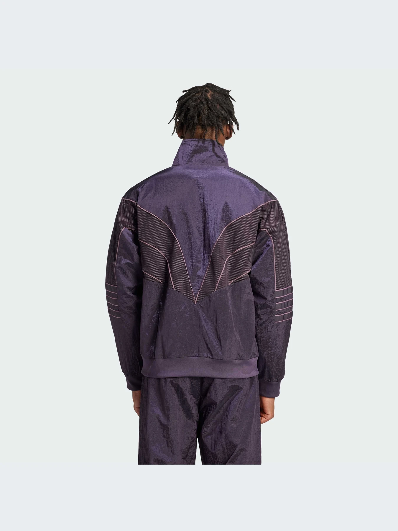 Худи и свитшоты Adidas модель IZ2608-KZ Худи и свитшоты Adidas модель IZ2608-KZ Фото