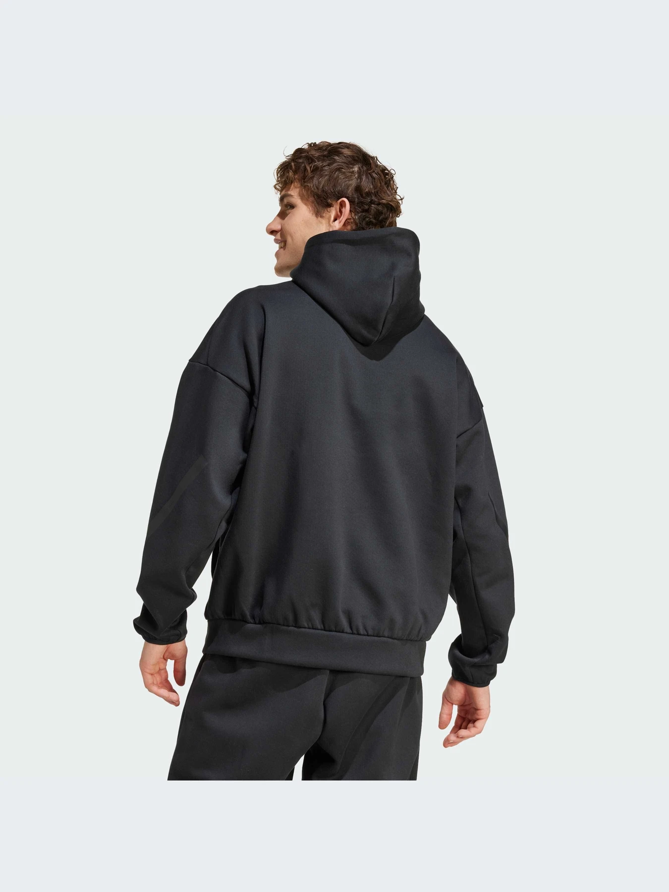 Худи и свитшоты Adidas ZNE модель JE7537-KZ Худи и свитшоты Adidas ZNE модель JE7537-KZ Фото