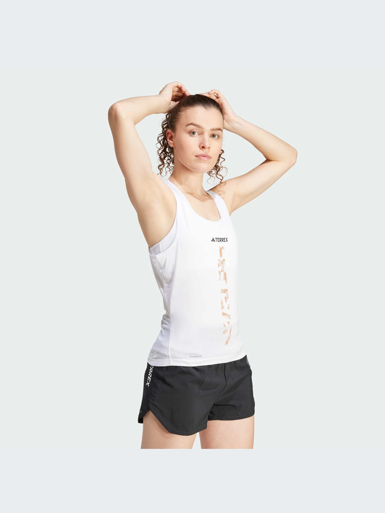 Футболки и поло Adidas модель IW6685-KZ Футболки и поло Adidas модель IW6685-KZ Фото