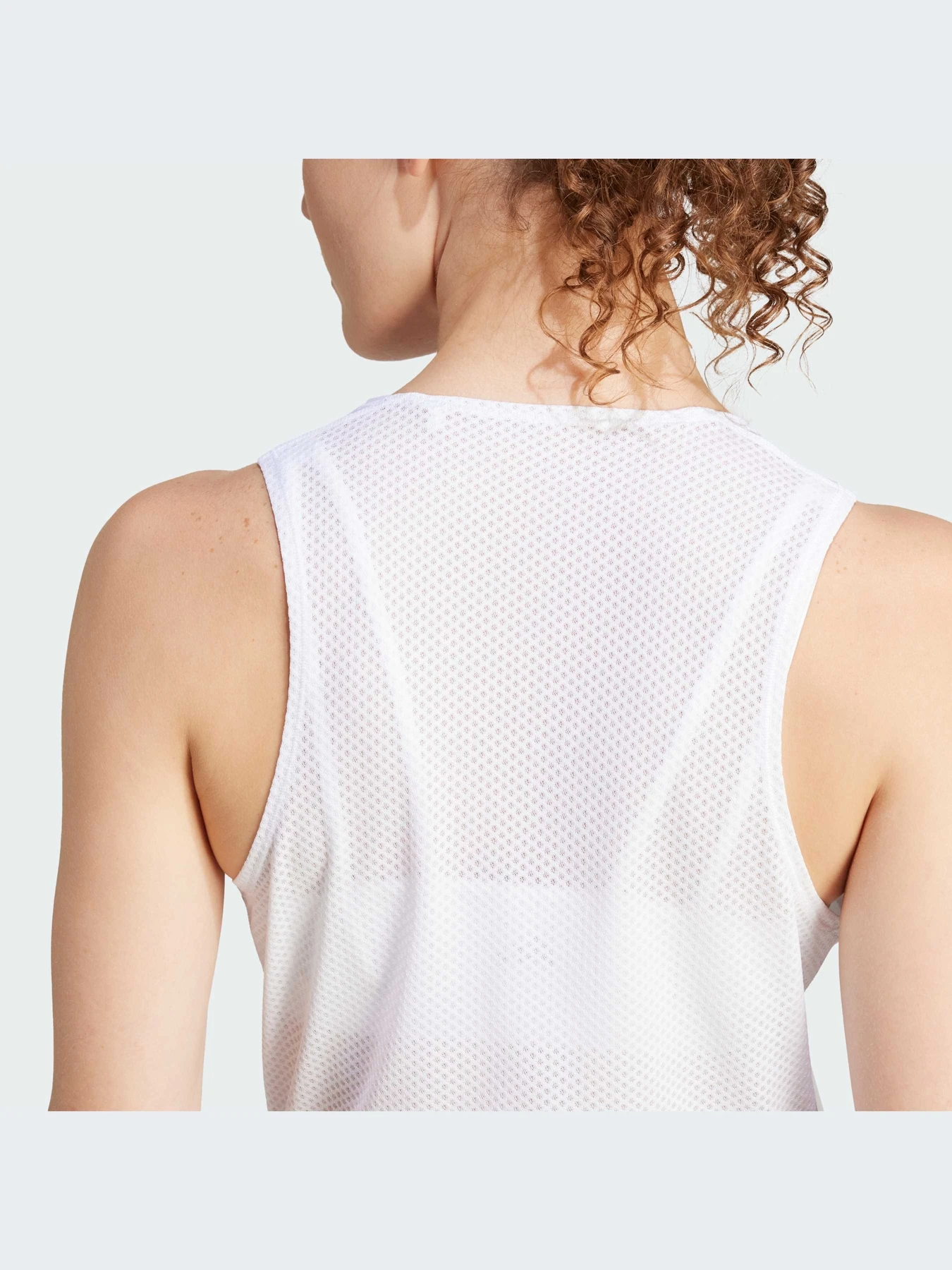 Футболки и поло Adidas модель IW6685-KZ Футболки и поло Adidas модель IW6685-KZ Фото