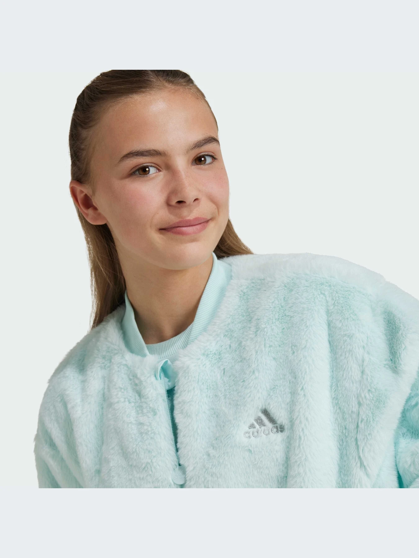 Куртки и дубленки Adidas модель IV9420-KZ Куртки и дубленки Adidas модель IV9420-KZ Фото