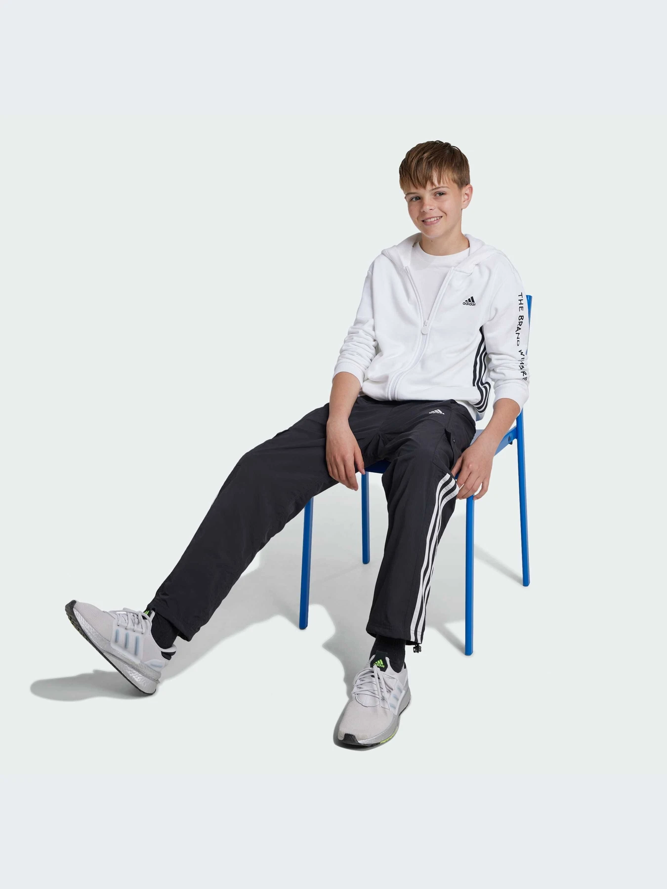 Брюки Adidas модель IV9455-KZ Брюки Adidas модель IV9455-KZ Фото