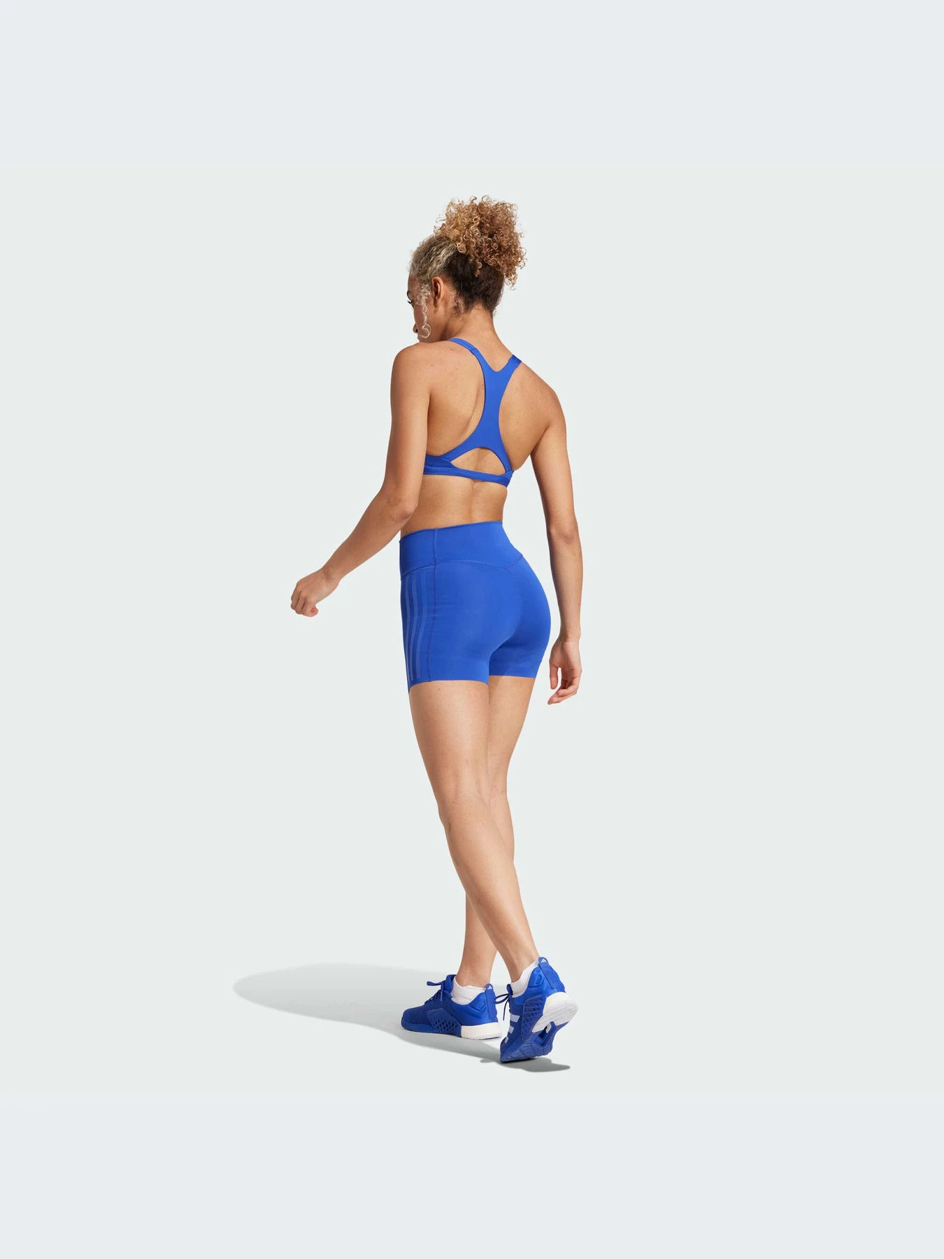 Шорты Adidas модель IK5482-KZ Шорты Adidas модель IK5482-KZ Фото