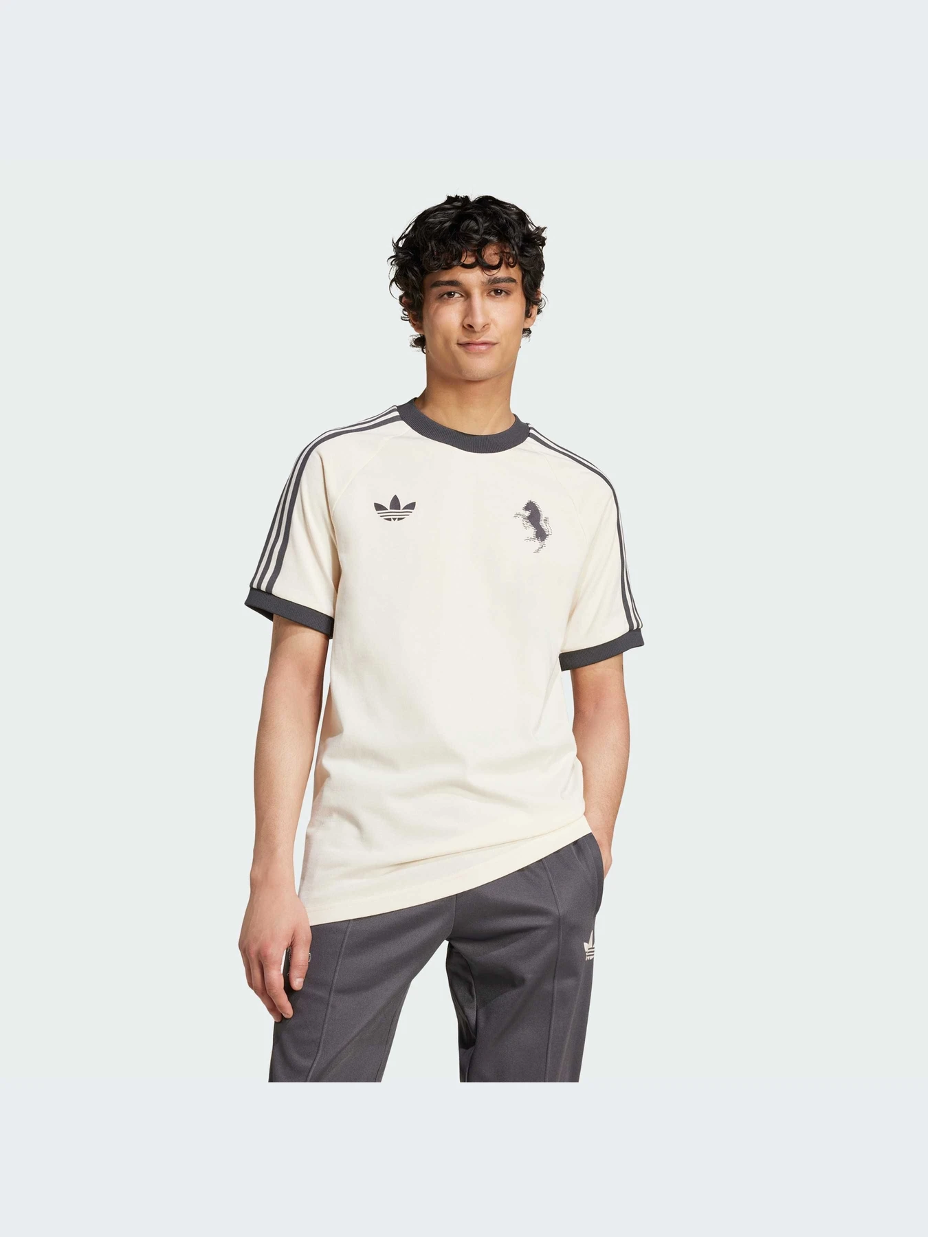 Футболки и поло Adidas модель IY0052-KZ Футболки и поло Adidas модель IY0052-KZ Фото