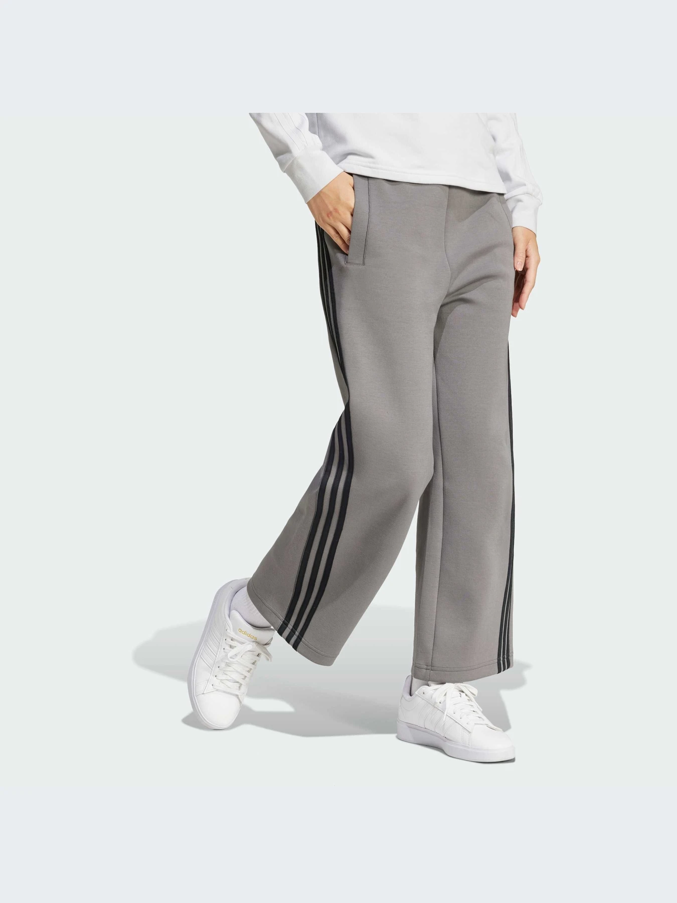 Брюки Adidas модель IW5272-KZ Брюки Adidas модель IW5272-KZ Фото
