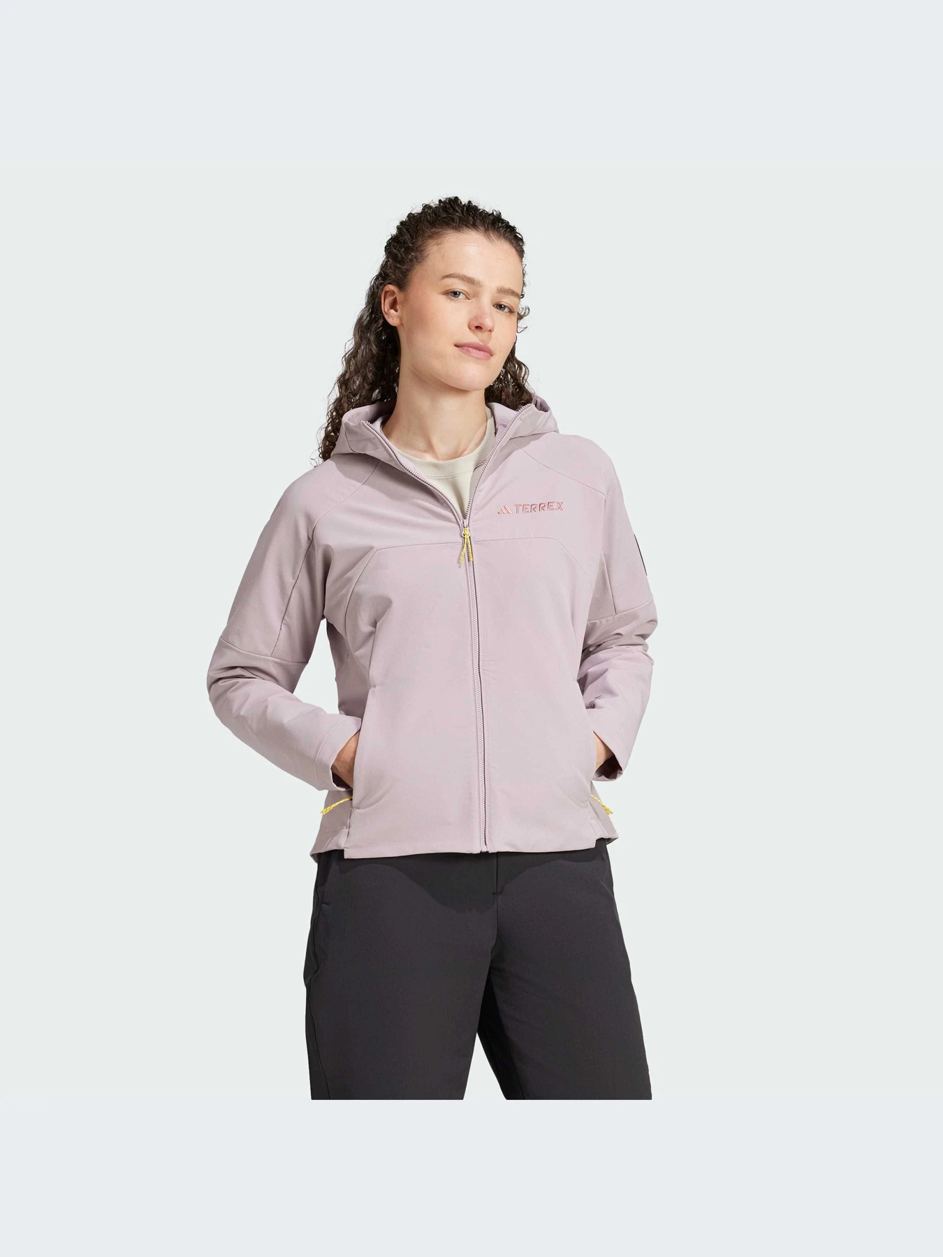 Куртки и дубленки Adidas модель IX5630-KZ Куртки и дубленки Adidas модель IX5630-KZ Фото
