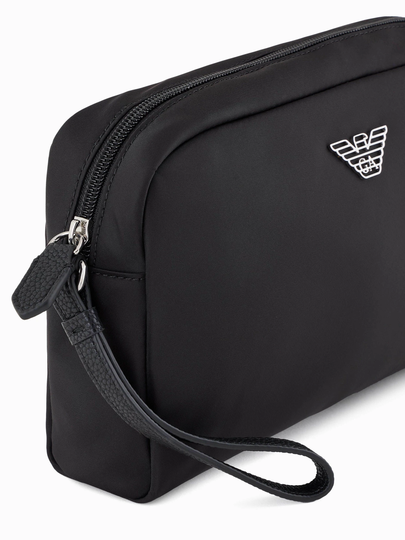 Сумки Emporio Armani модель Y3H320-YWS1E-80001 Сумки Emporio Armani модель Y3H320-YWS1E-80001 Фото