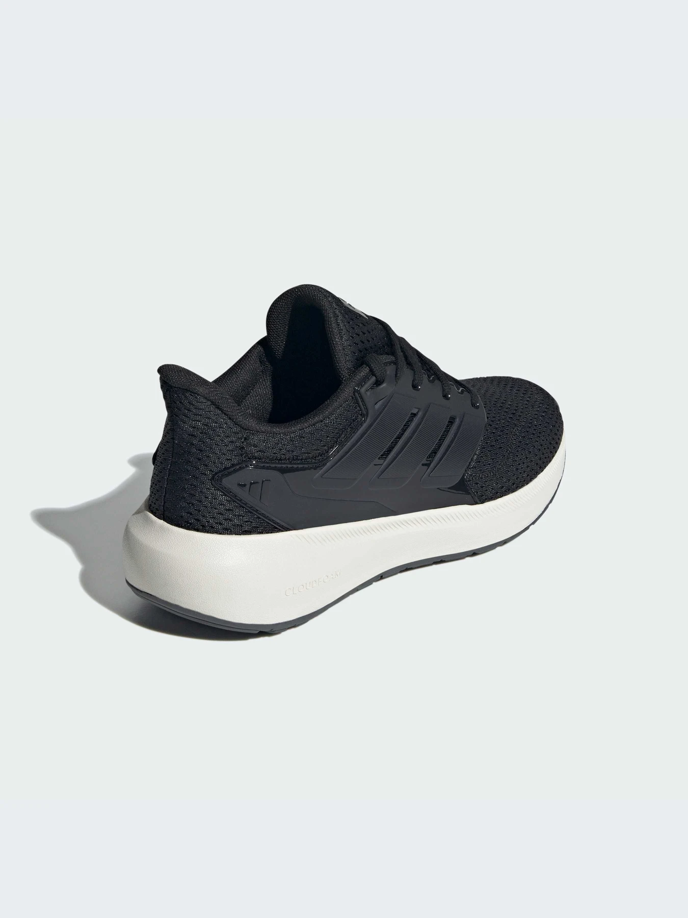 Кроссовки Adidas модель IE8904-KZ Кроссовки Adidas модель IE8904-KZ Фото