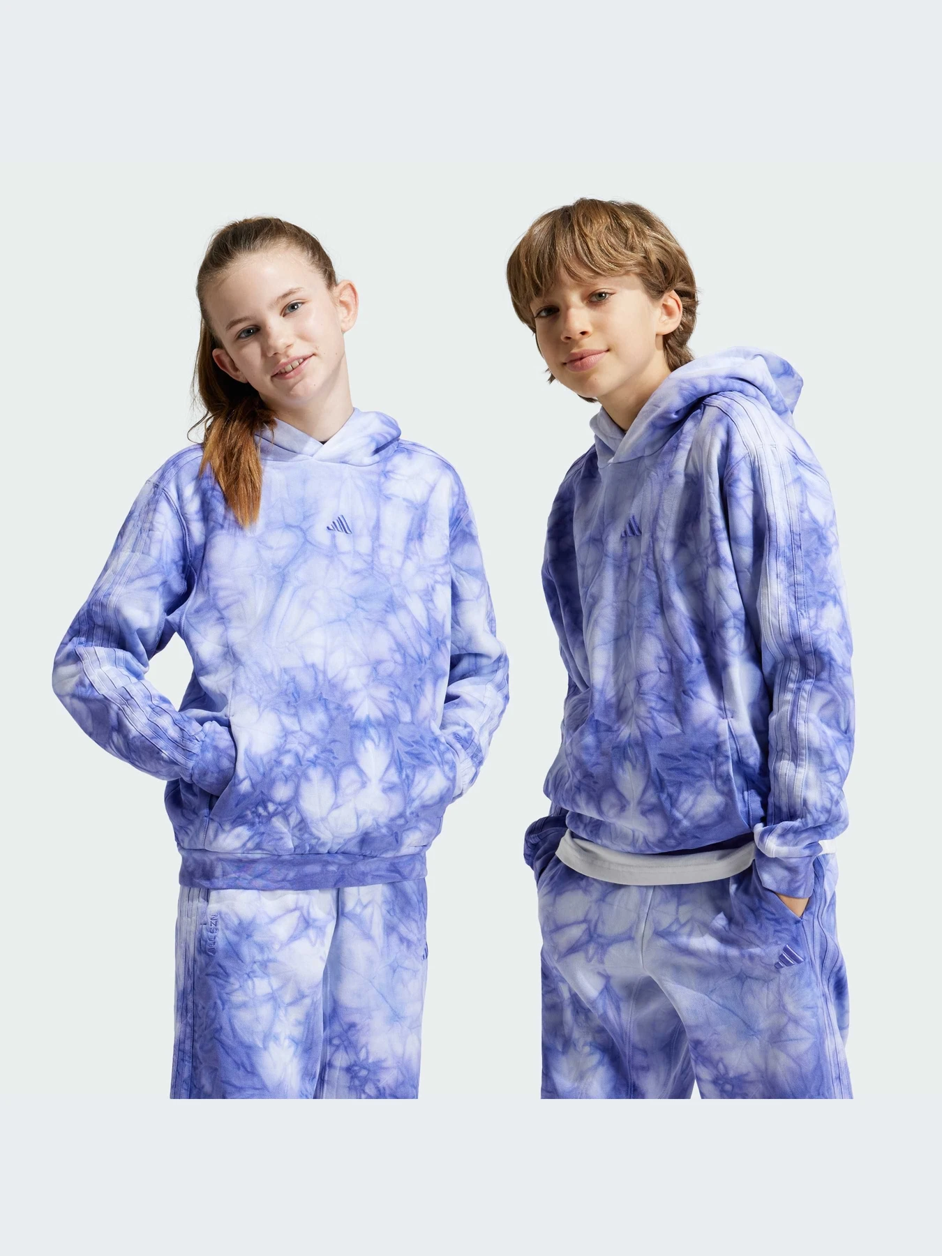 Худи и свитшоты Adidas модель IW0927-KZ Худи и свитшоты Adidas модель IW0927-KZ Фото