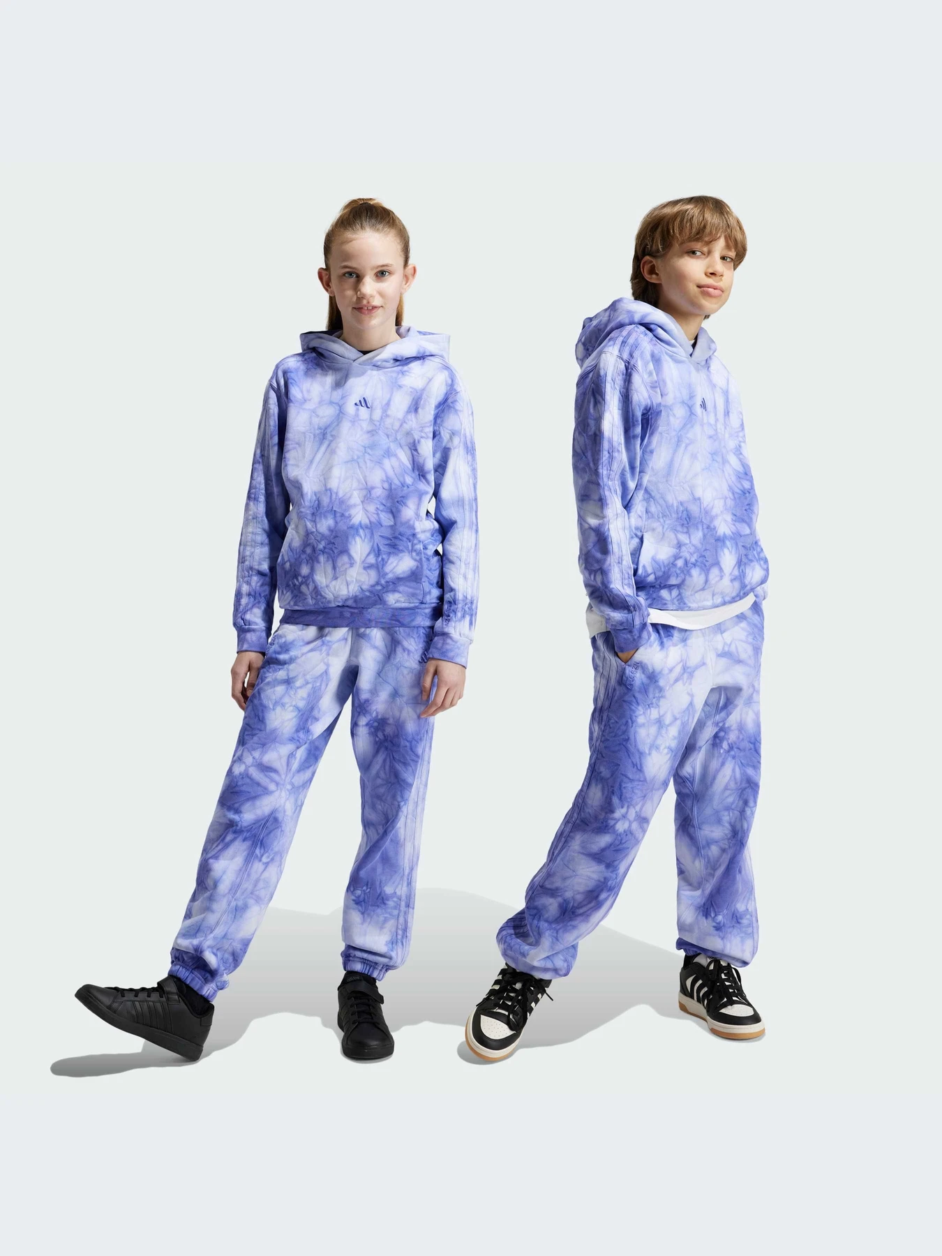 Брюки Adidas модель IV7118-KZ Брюки Adidas модель IV7118-KZ Фото