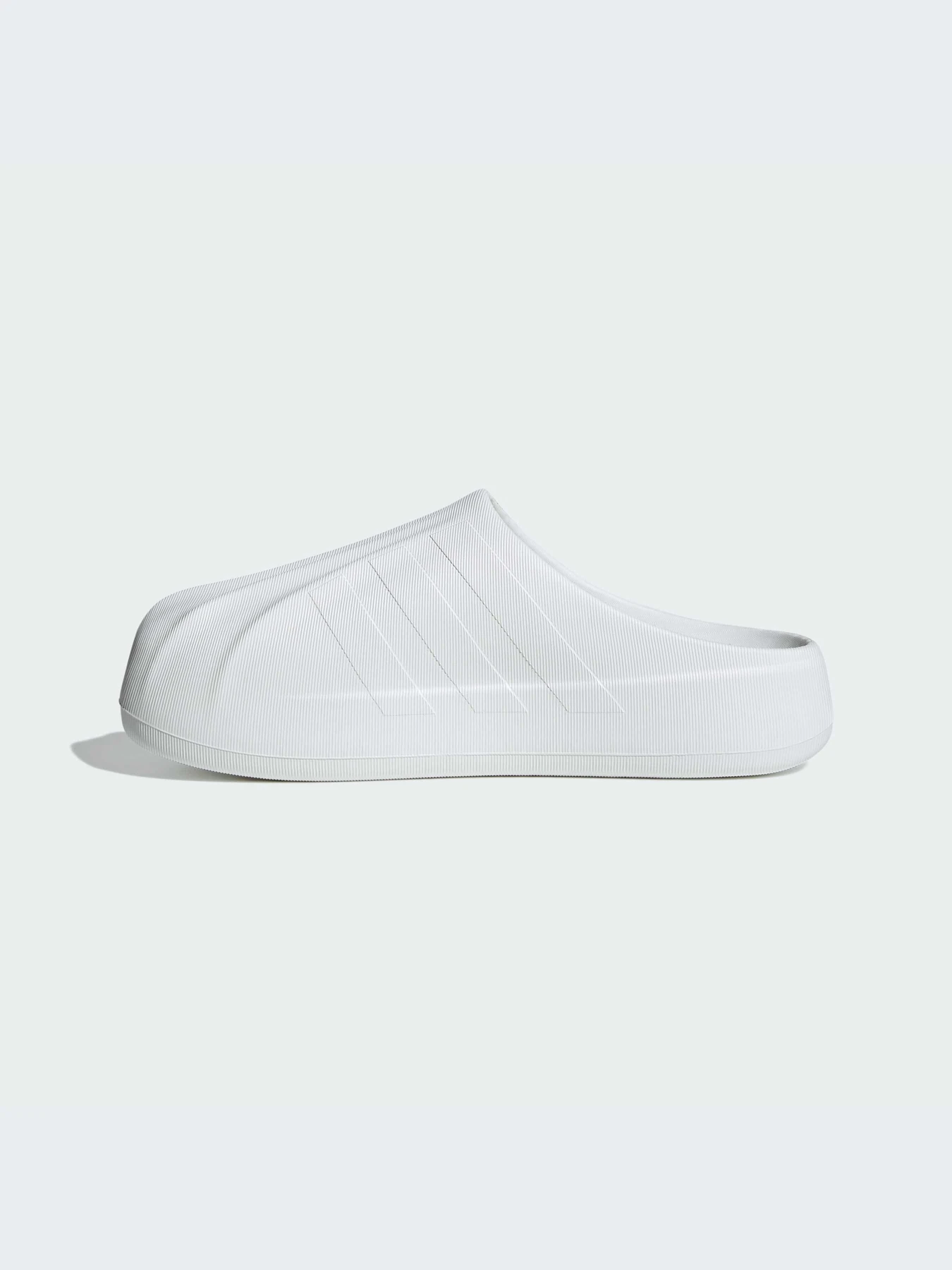 Шлёпанцы Adidas Superstar модель ID3915-KZ Шлёпанцы Adidas Superstar модель ID3915-KZ Фото