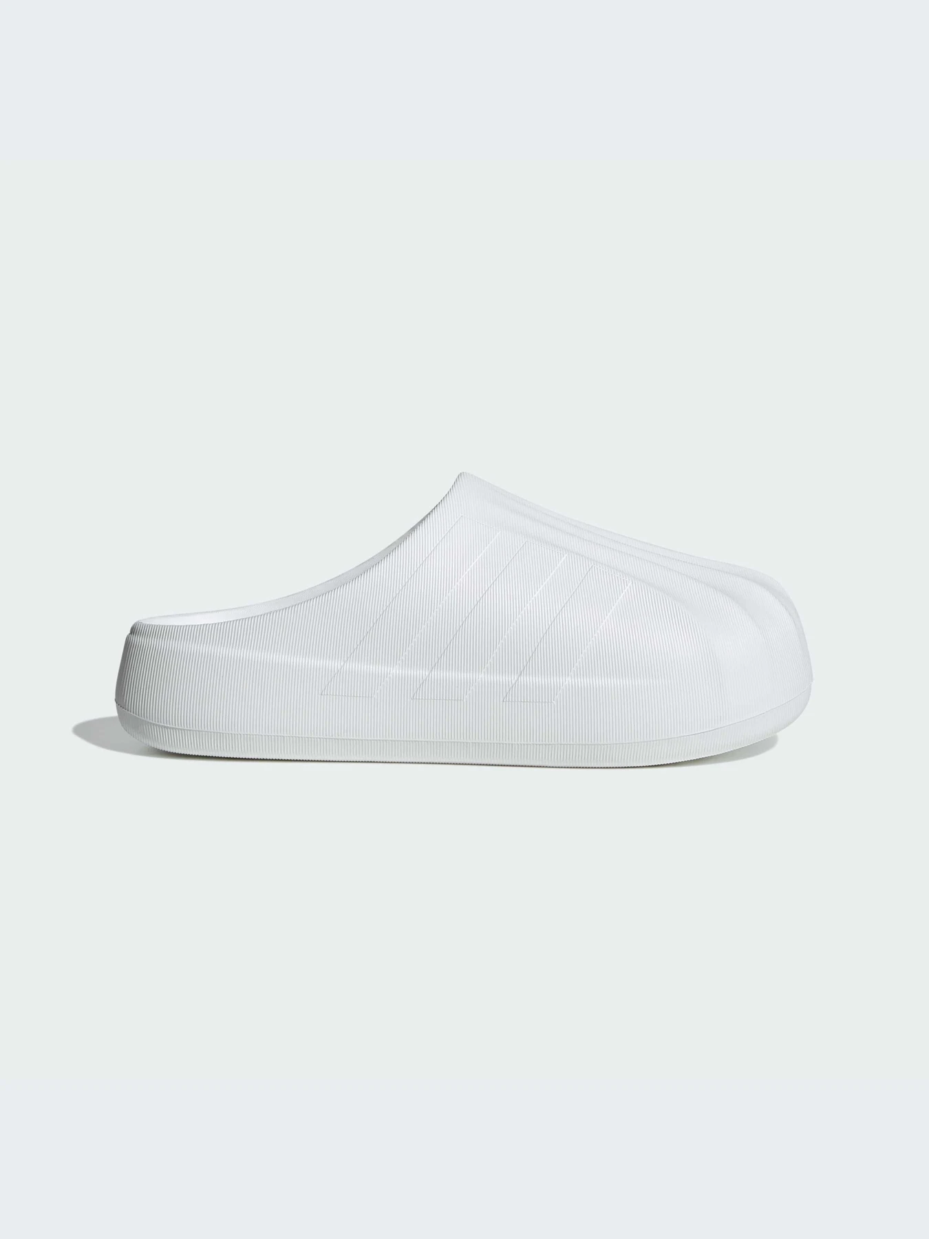 Шлёпанцы Adidas Superstar модель ID3915-KZ Шлёпанцы Adidas Superstar модель ID3915-KZ Фото