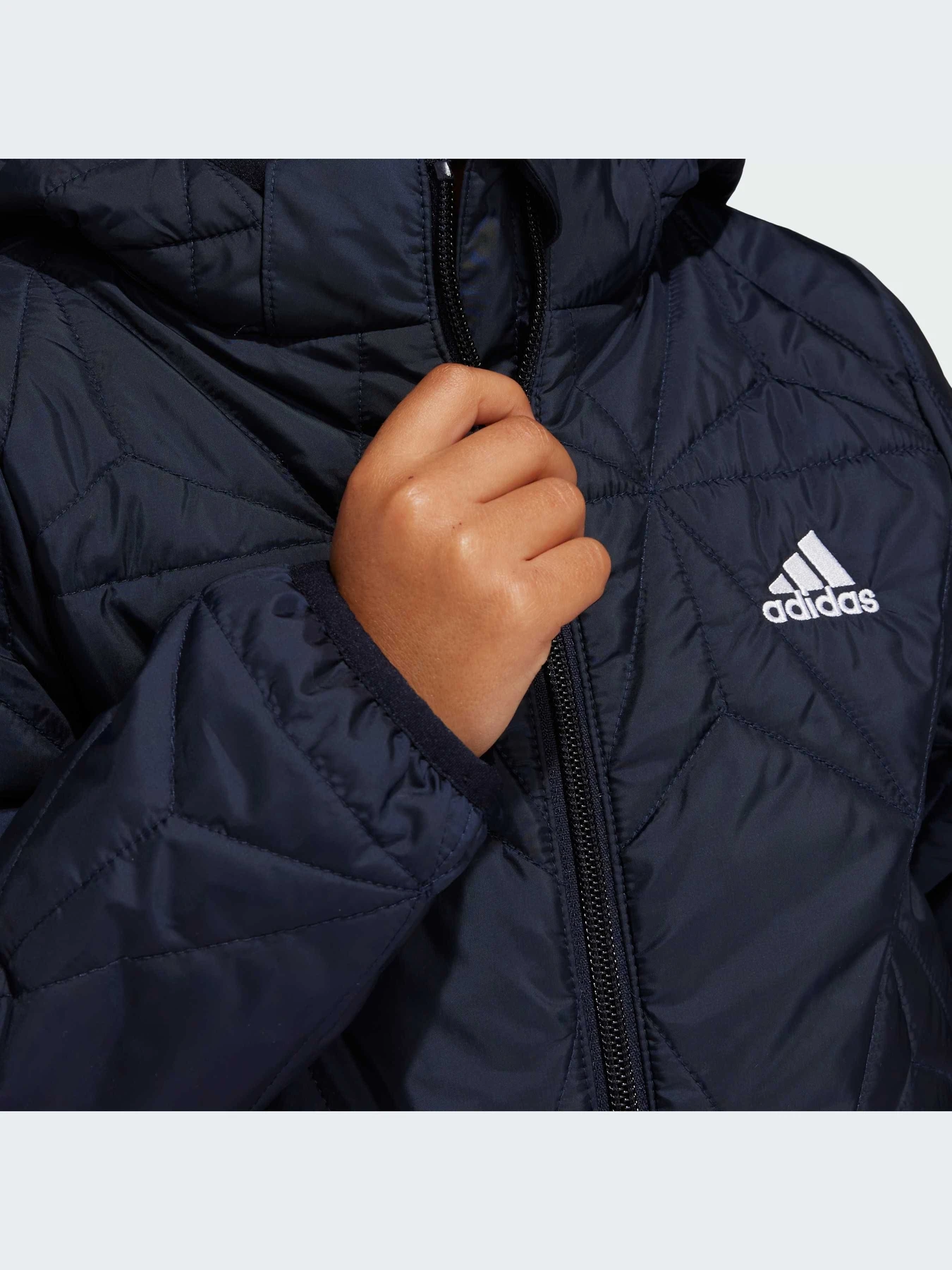 Куртки и дубленки Adidas модель JF4346-KZ Куртки и дубленки Adidas модель JF4346-KZ Фото