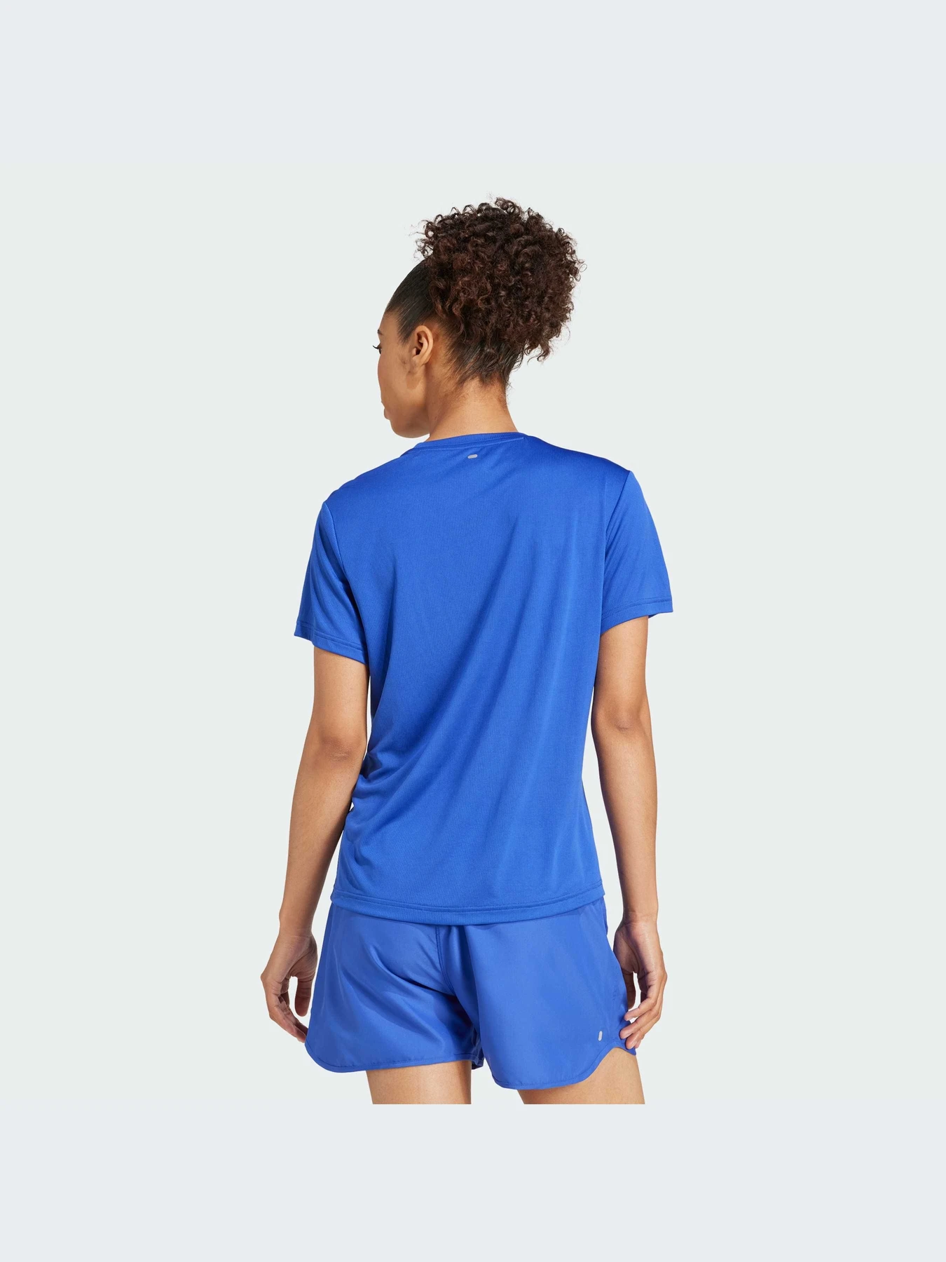 Футболки и поло Adidas модель IW8445-KZ Футболки и поло Adidas модель IW8445-KZ Фото