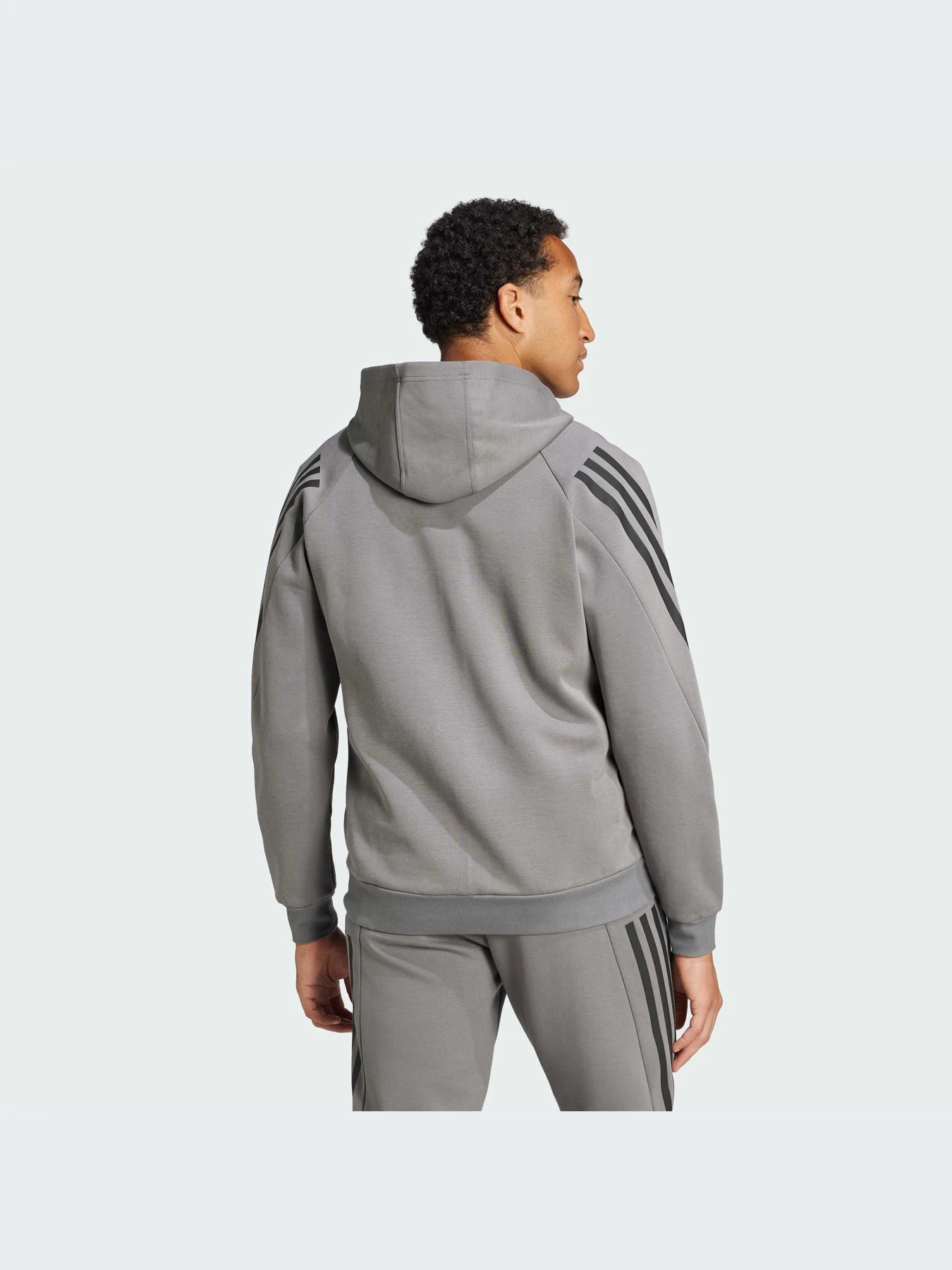 Худи и свитшоты Adidas модель IW8529-KZ Худи и свитшоты Adidas модель IW8529-KZ Фото