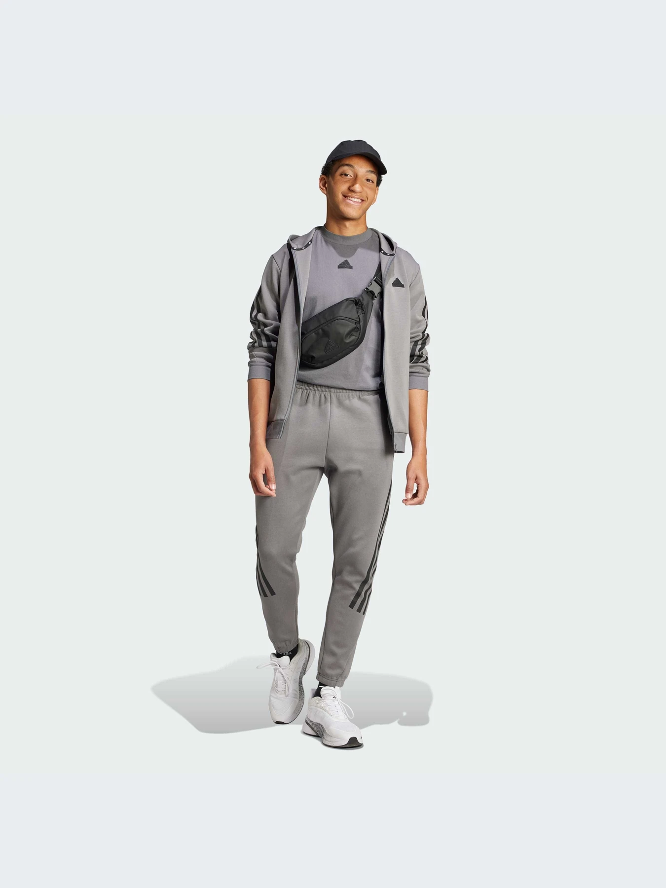 Худи и свитшоты Adidas модель IW8529-KZ Худи и свитшоты Adidas модель IW8529-KZ Фото