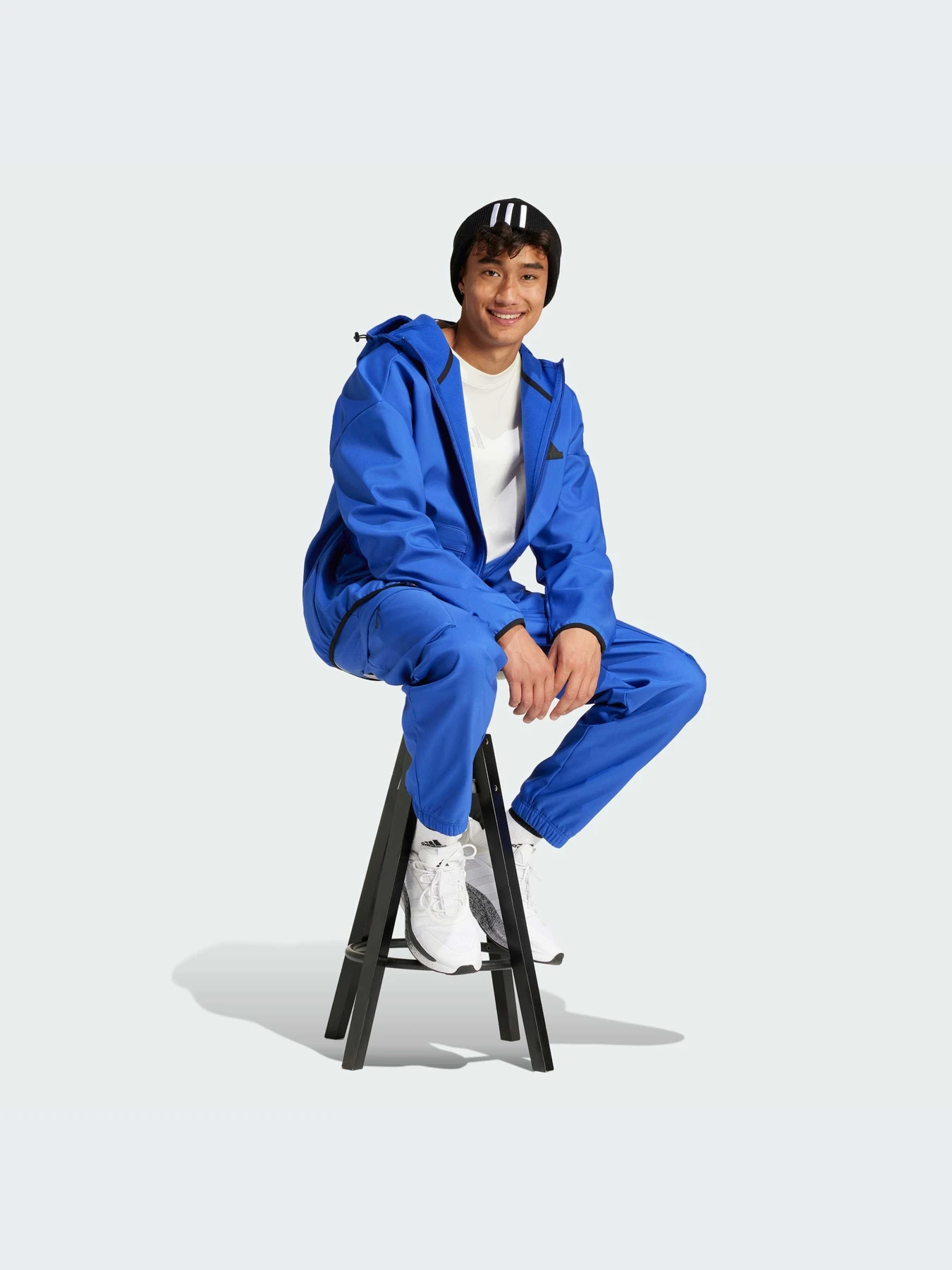 Худи и свитшоты Adidas модель IY1489-KZ Худи и свитшоты Adidas модель IY1489-KZ Фото