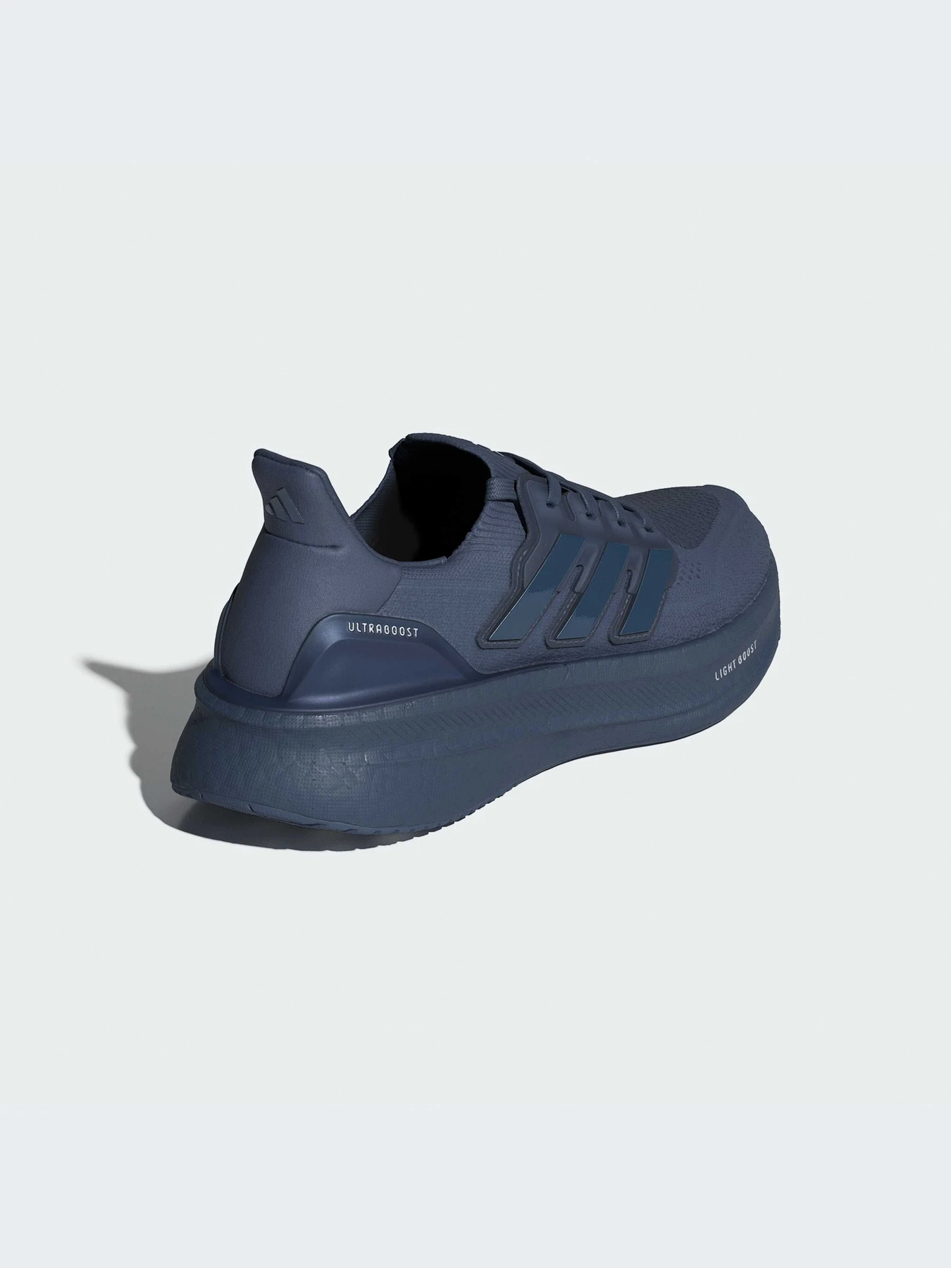 Кроссовки Adidas Ultraboost модель ID8846-KZ Кроссовки Adidas Ultraboost модель ID8846-KZ Фото