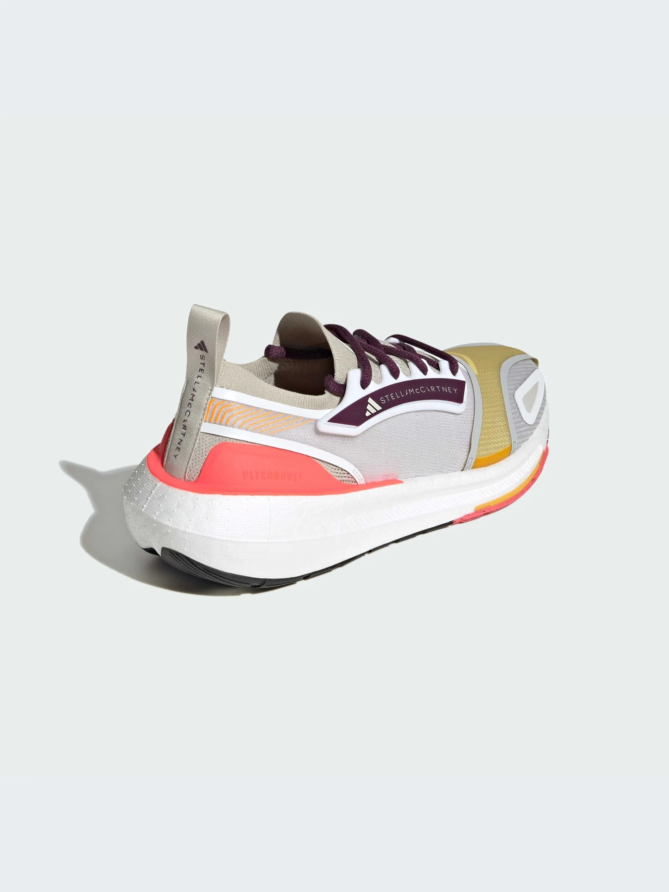 Кроссовки Adidas Ultraboost модель ID1906-KZ Кроссовки Adidas Ultraboost модель ID1906-KZ Фото
