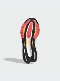 Кроссовки Adidas Ultraboost модель ID1906-KZ Фото