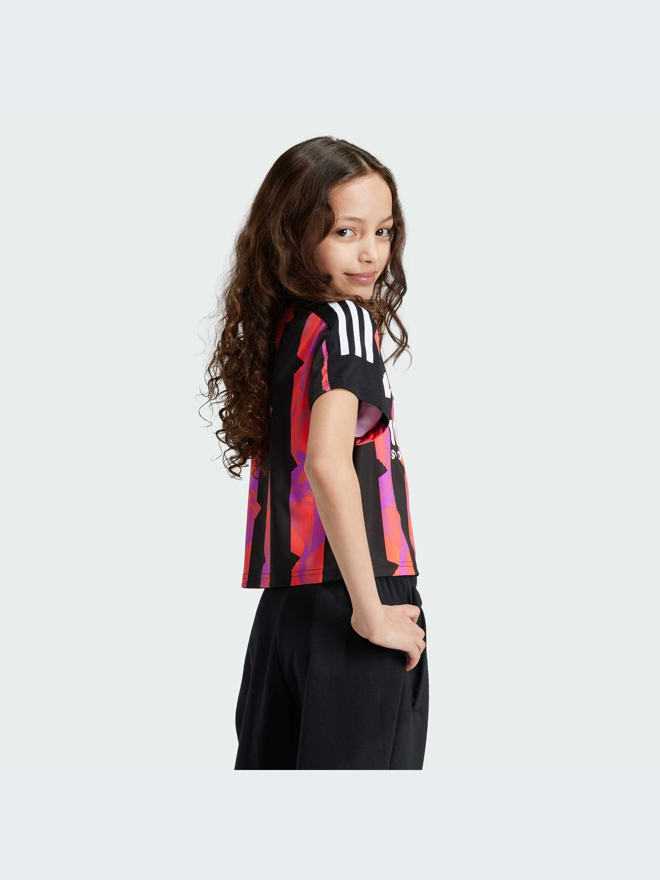 Футболки и поло Adidas модель IV7106-KZ Футболки и поло Adidas модель IV7106-KZ Фото