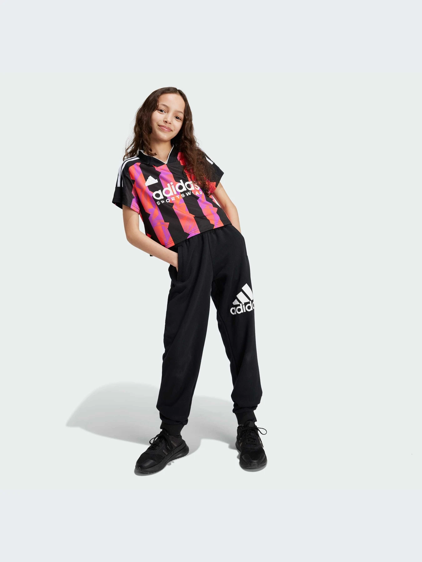 Футболки и поло Adidas модель IV7106-KZ Футболки и поло Adidas модель IV7106-KZ Фото