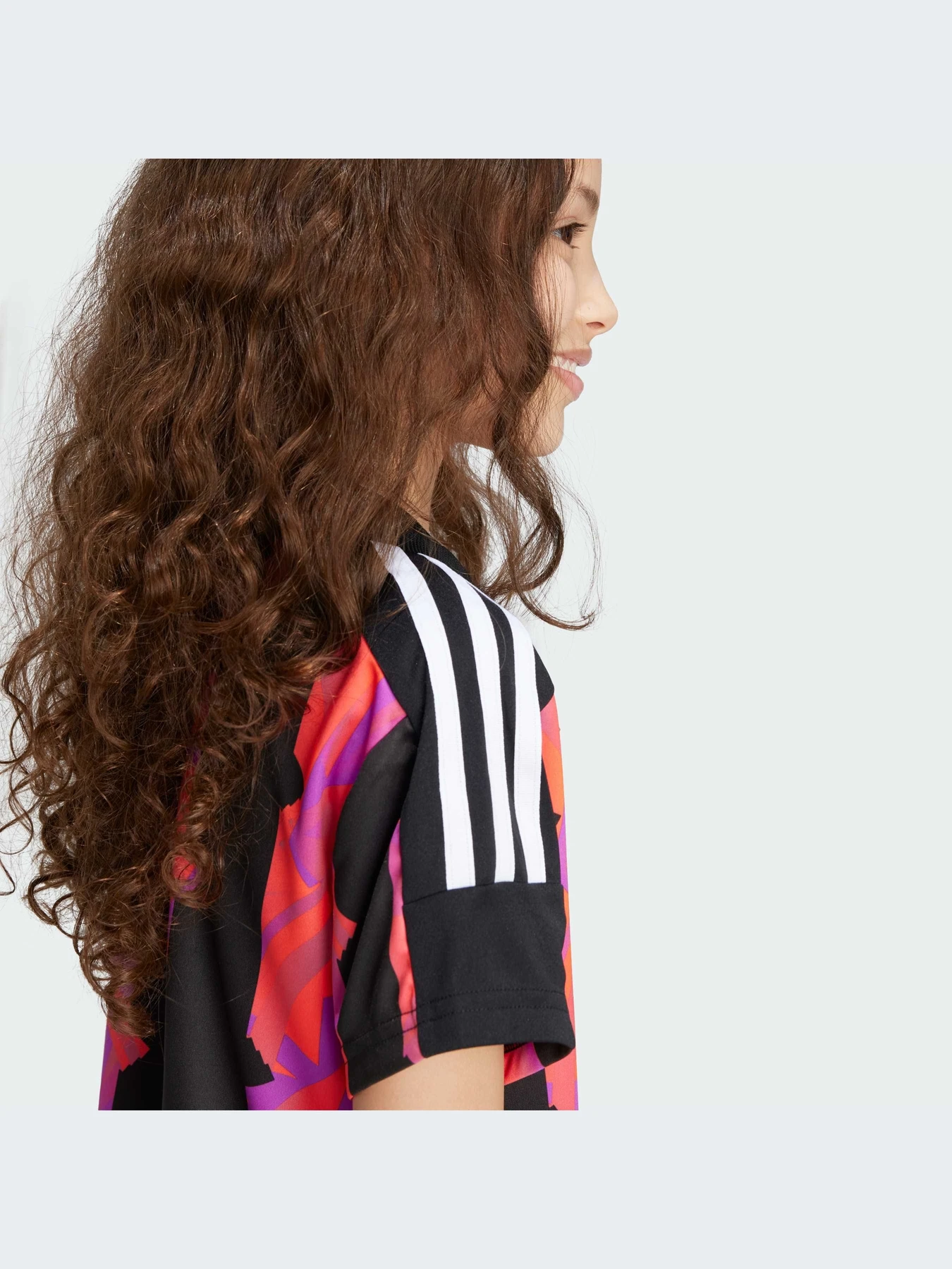 Футболки и поло Adidas модель IV7106-KZ Футболки и поло Adidas модель IV7106-KZ Фото