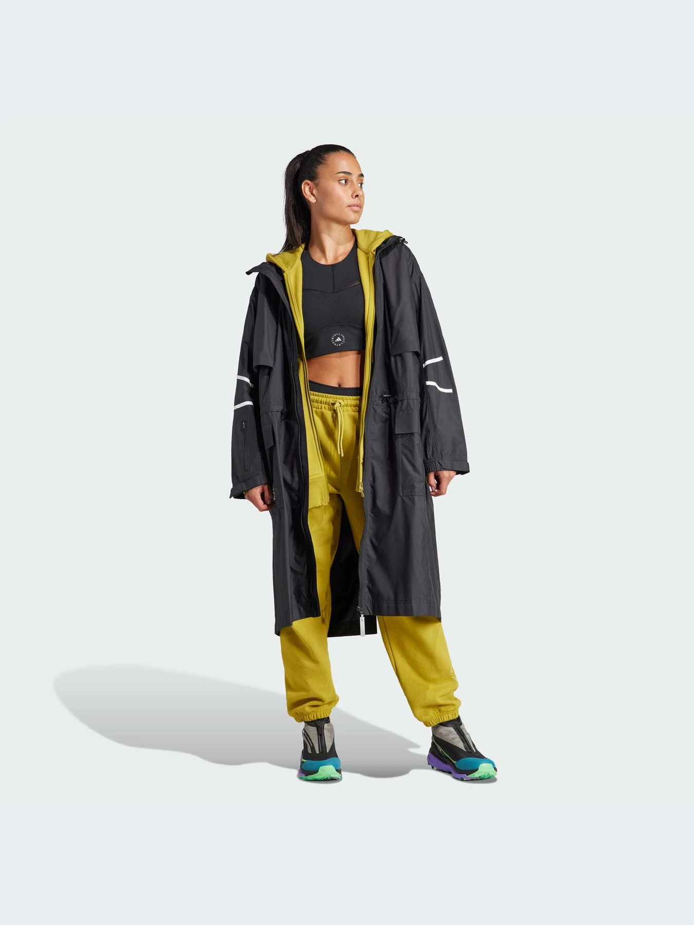Пальто и плащи Adidas модель IT8274-KZ Пальто и плащи Adidas модель IT8274-KZ Фото