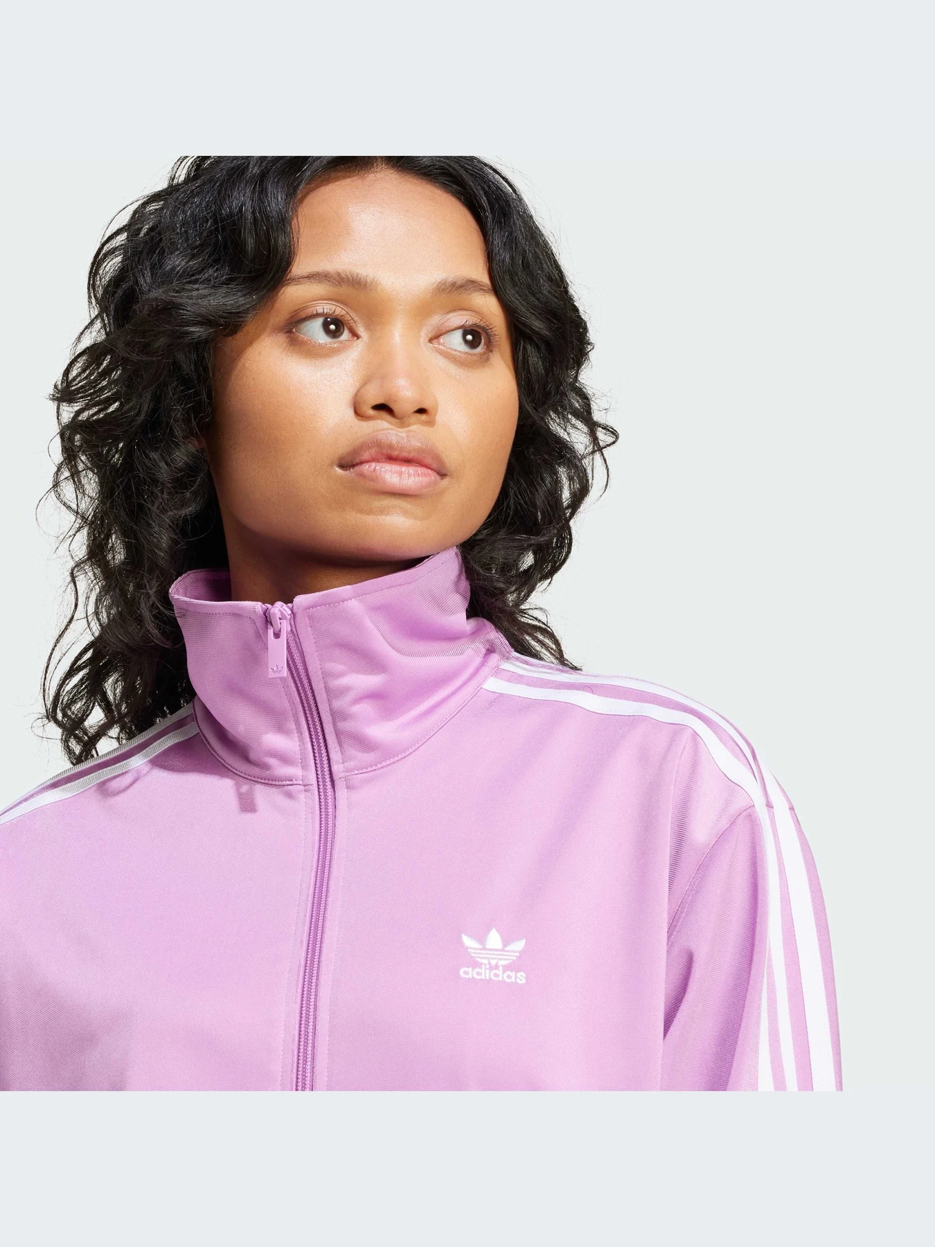Худи и свитшоты Adidas модель IY4741-KZ Худи и свитшоты Adidas модель IY4741-KZ Фото