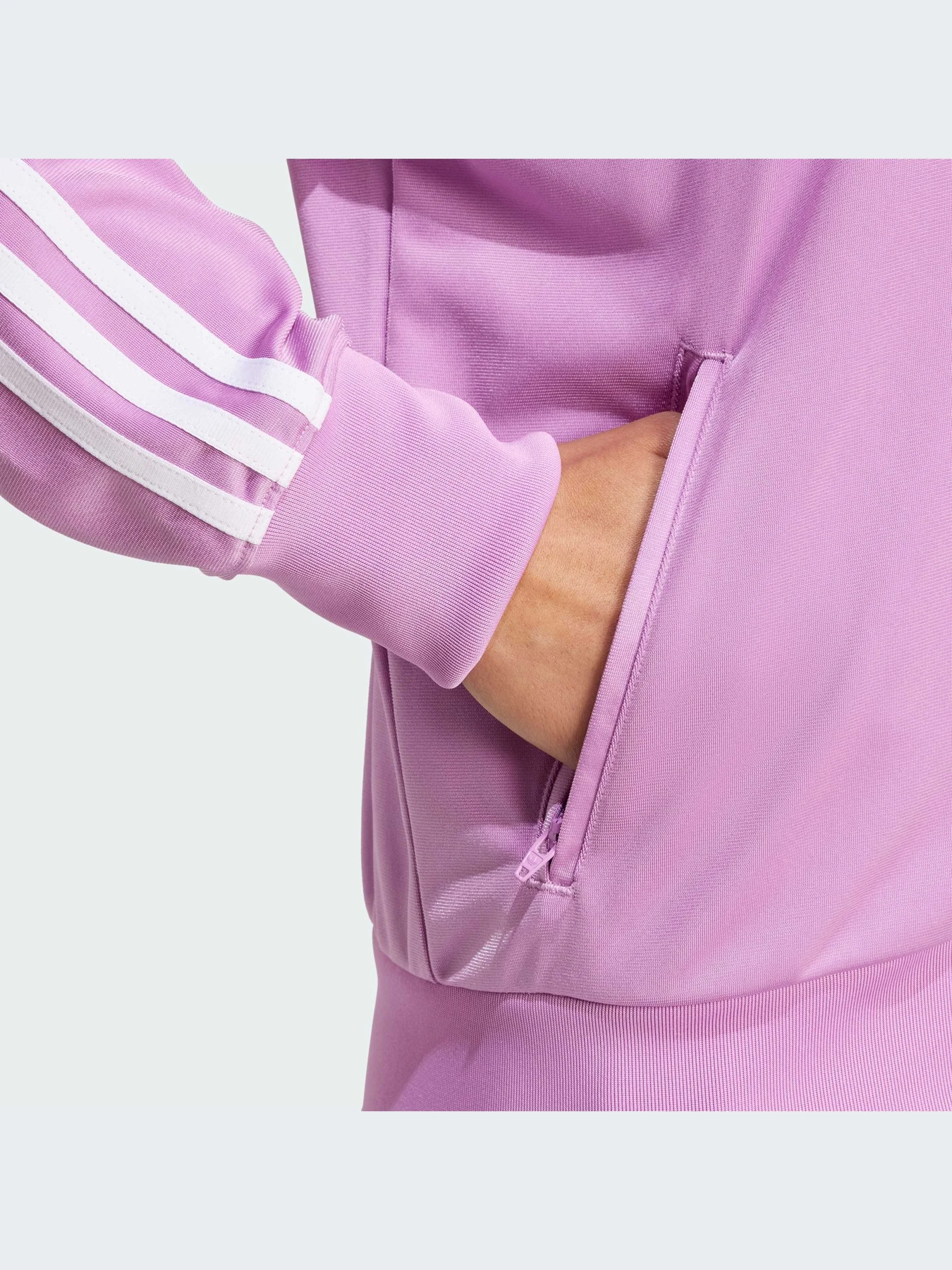 Худи и свитшоты Adidas модель IY4741-KZ Худи и свитшоты Adidas модель IY4741-KZ Фото